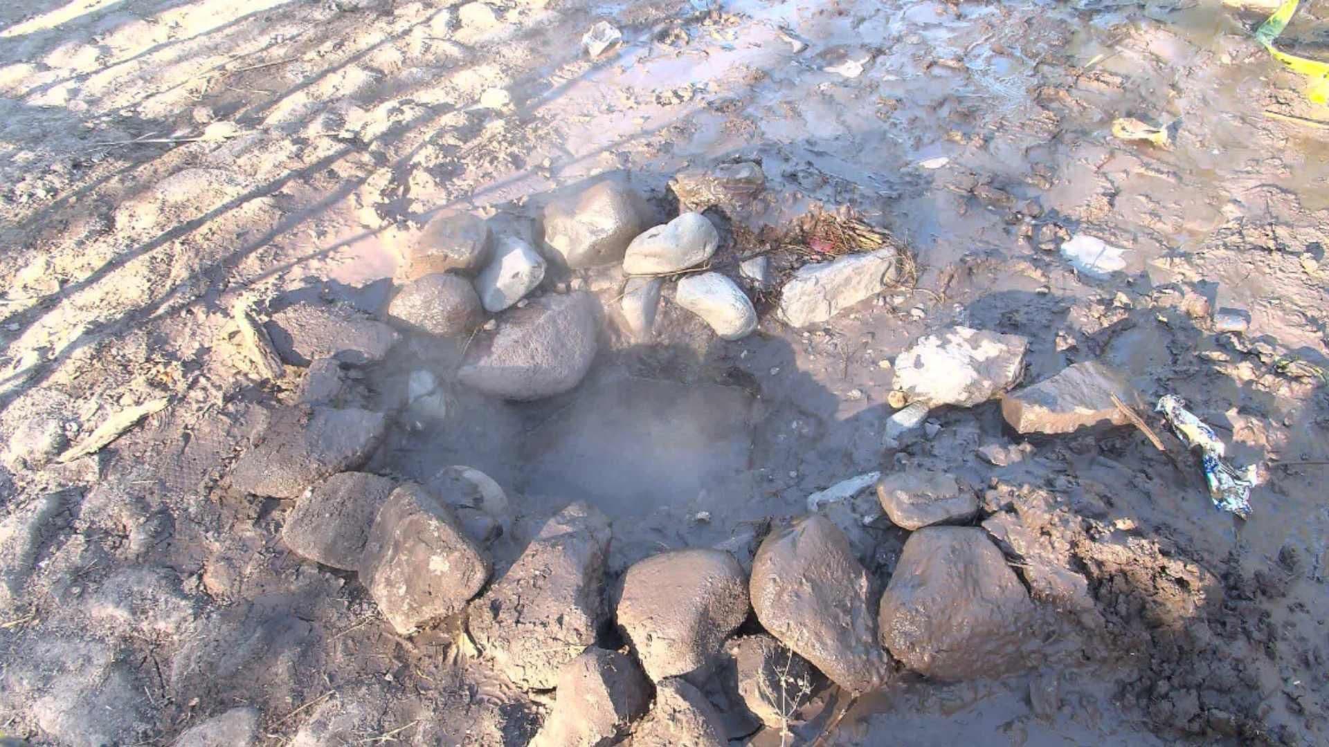 ‘Géiser’ de Zacoalco de Torres Crece; el Socavón se Hace Más Grande
