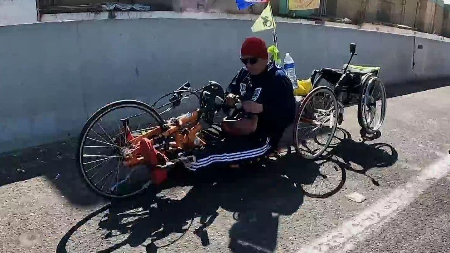 Mexicano en Silla de Ruedas Busca Llegar a la Patagonia