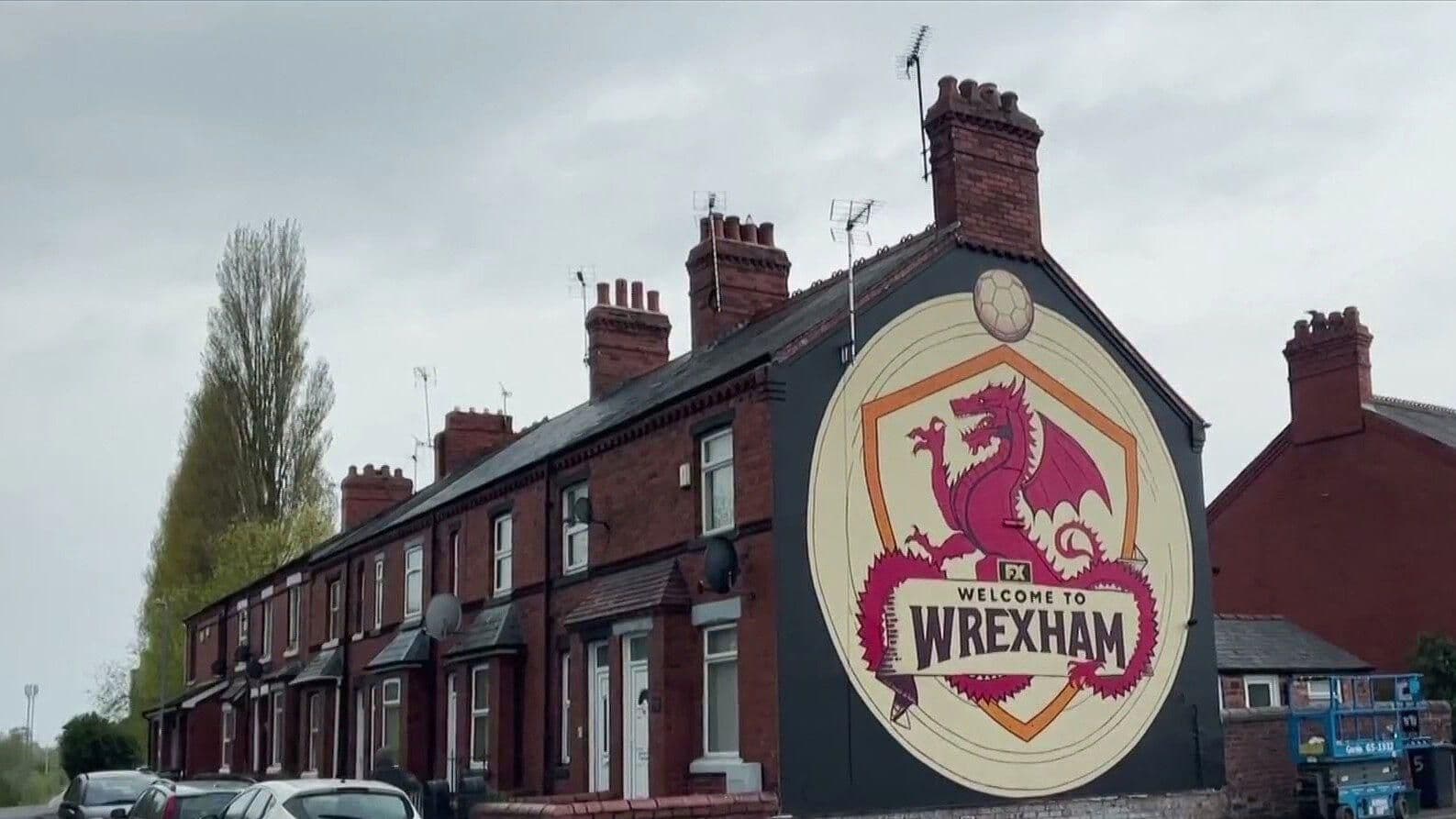 Equipo de Ryan Reynolds Busca el Ascenso en El Futbol Inglés
