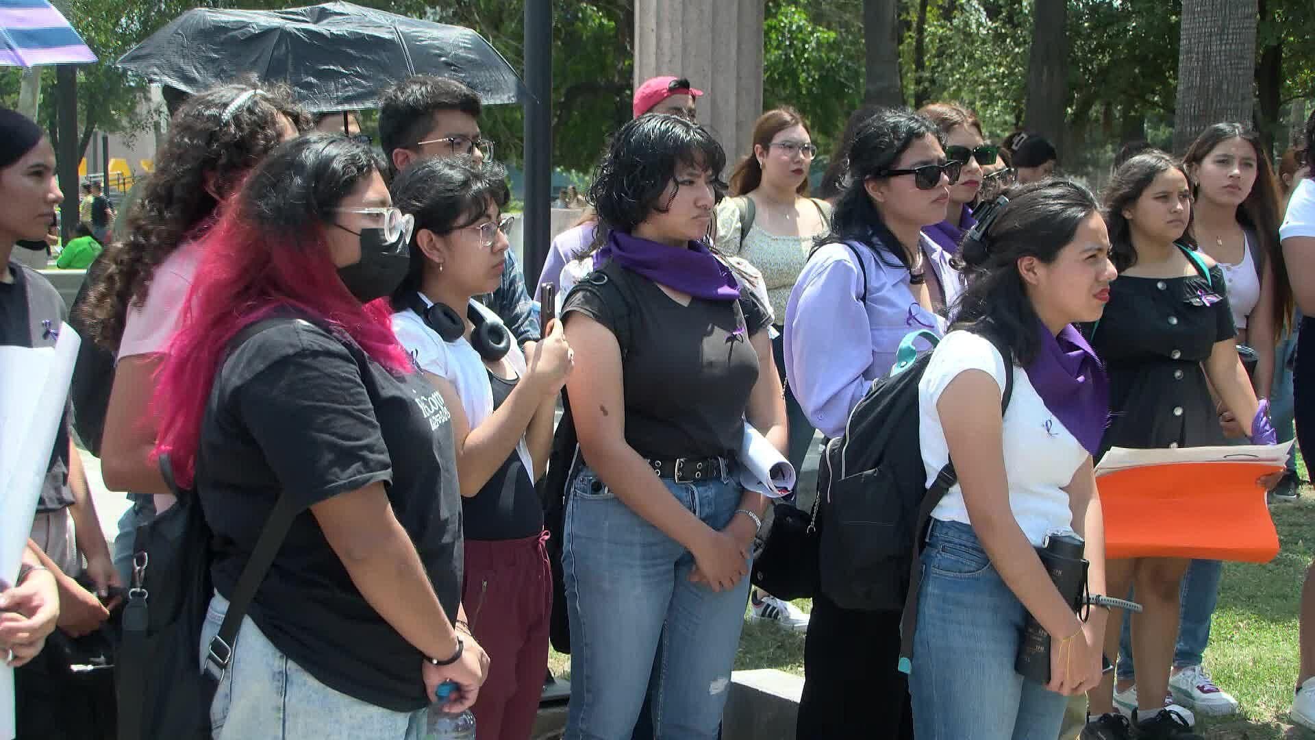 Recuerdan Alumnas de la Facultad de Derecho a Debanhi Escobar