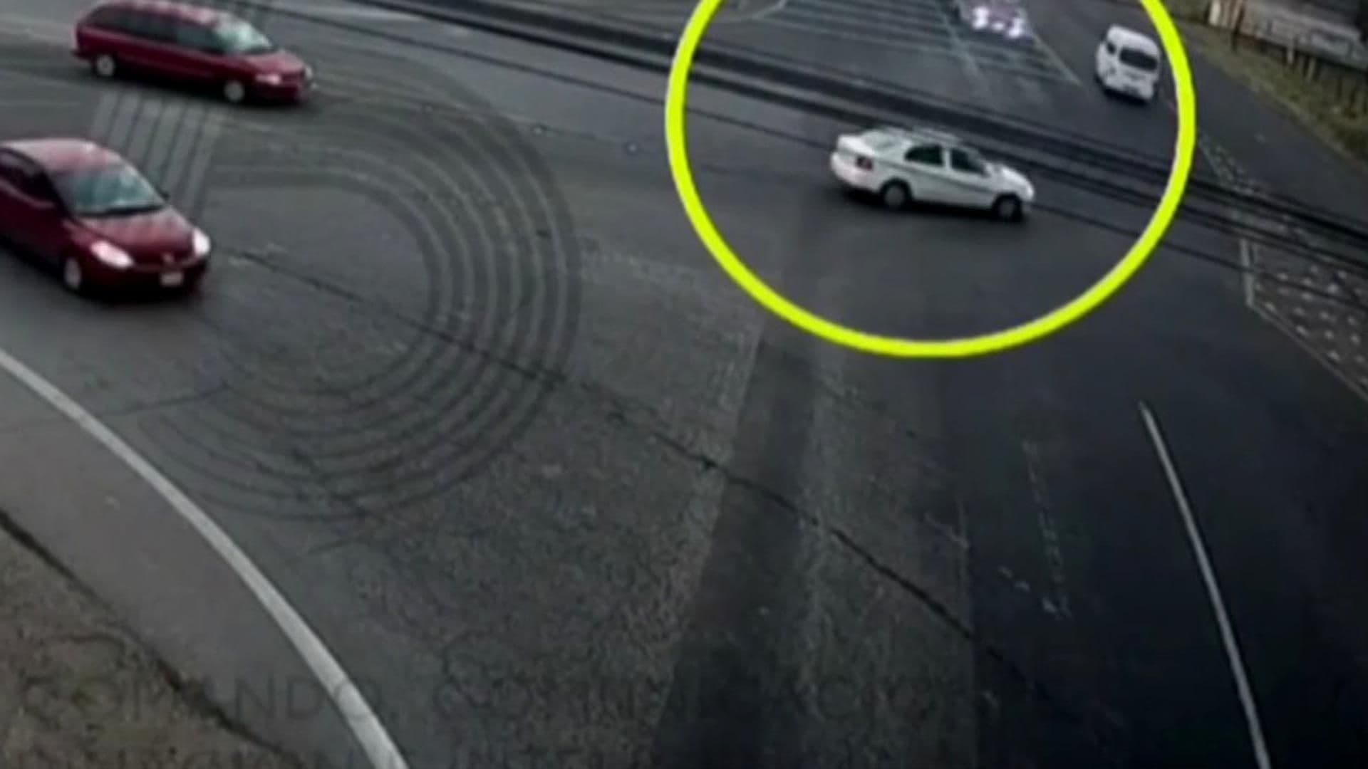 VIDEO: Tráiler Impacta Automóvil en Carretera Apizaco-Tlaxco, en Tlaxcala