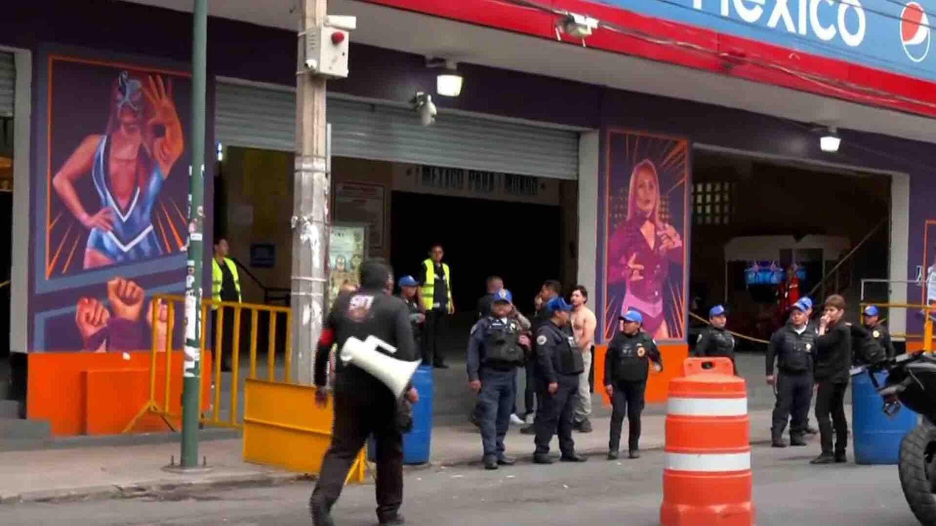 Hombre Lesionado tras Riña en Ingreso a Arena México