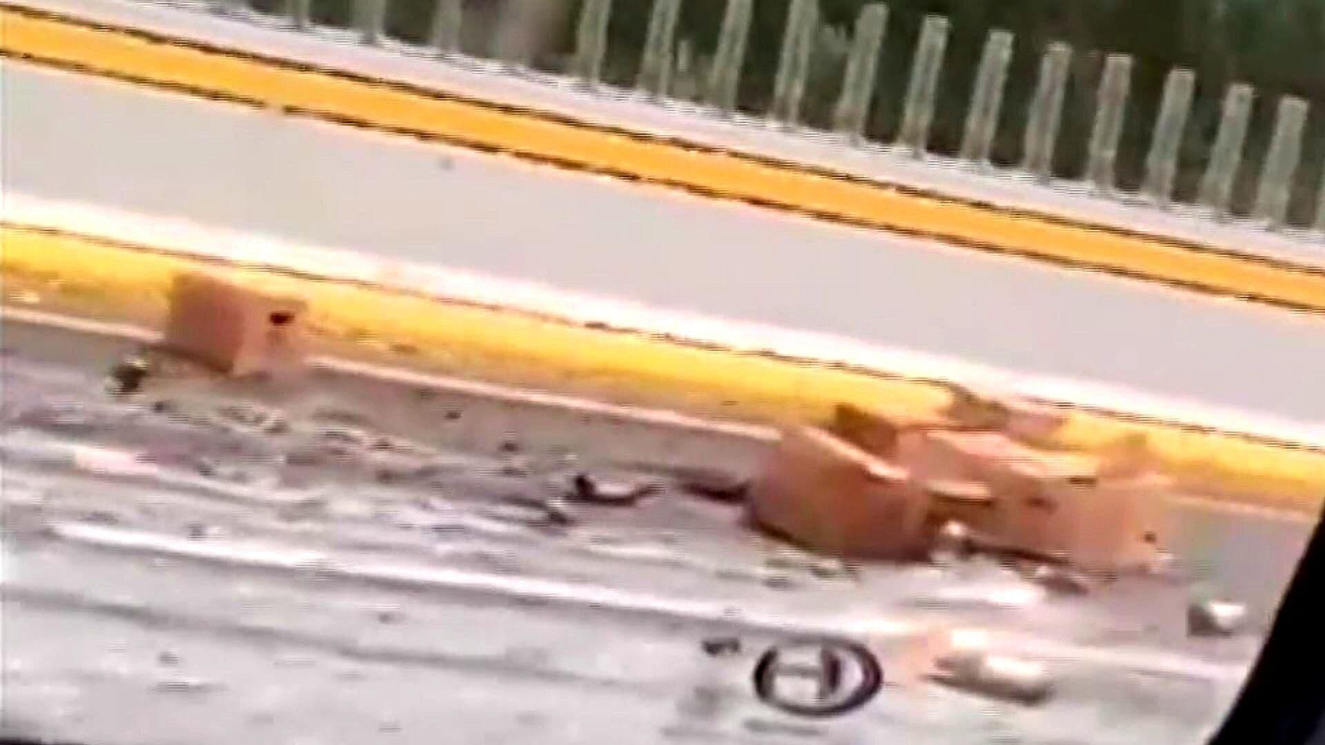 Tráiler Tira las "Chelas" en la México-Cuernavaca