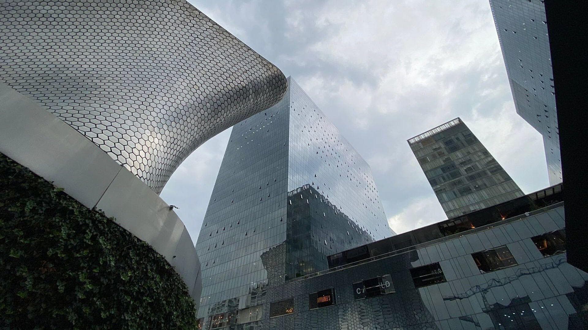 ¿Qué Hay Detrás del Asesinato de un Hombre en Plaza Carso?