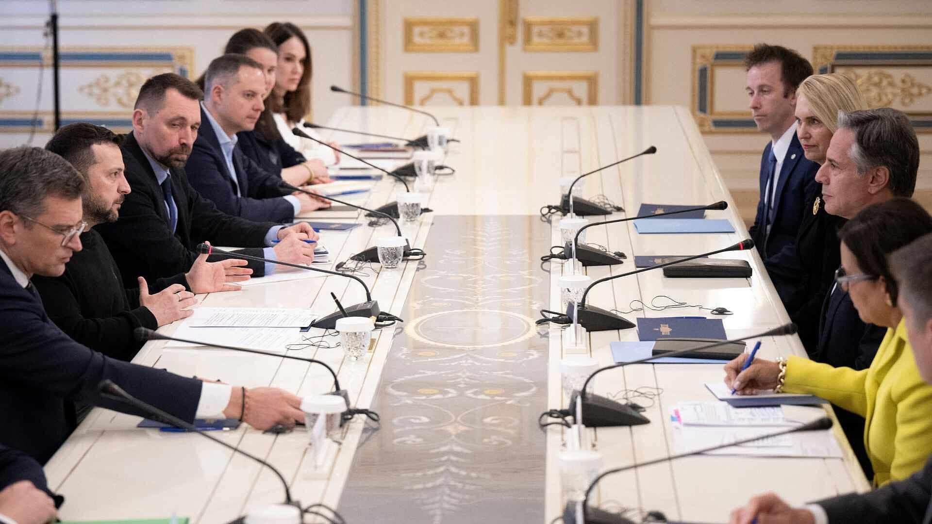 Antony Blinken Visita Kiev para Externar Apoyo a Ucrania