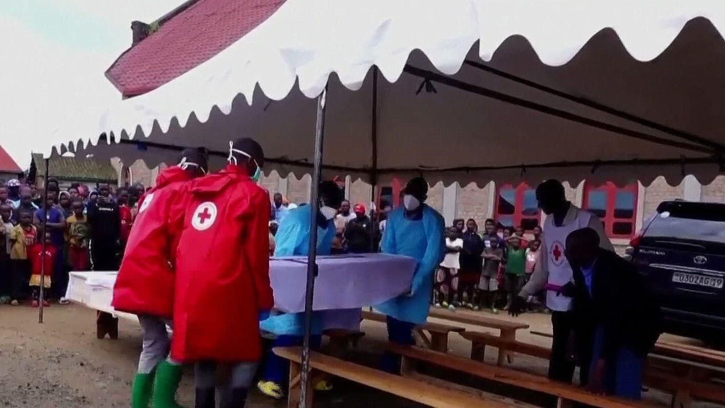 Realizan Entierro Masivo en Ruanda