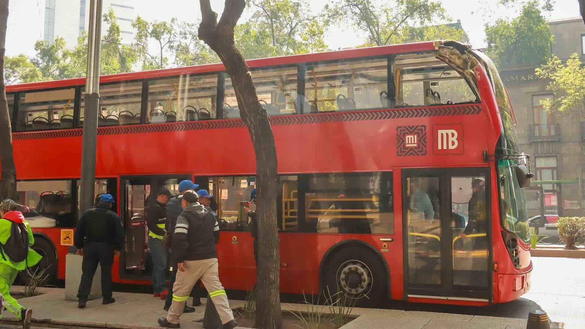 Sin Servicio en Metrobús de Garibaldi a Campo Marte; Autoridades No Informan Motivo