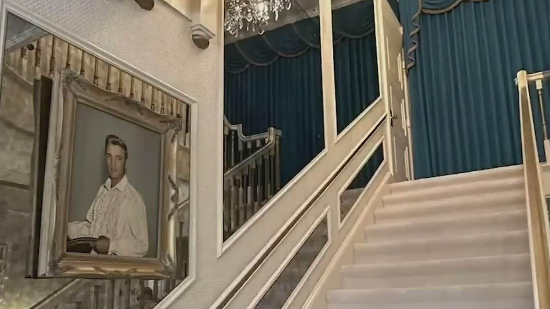 Nieta de Elvis Presley Presenta Demanda para Frenar Subasta de Graceland