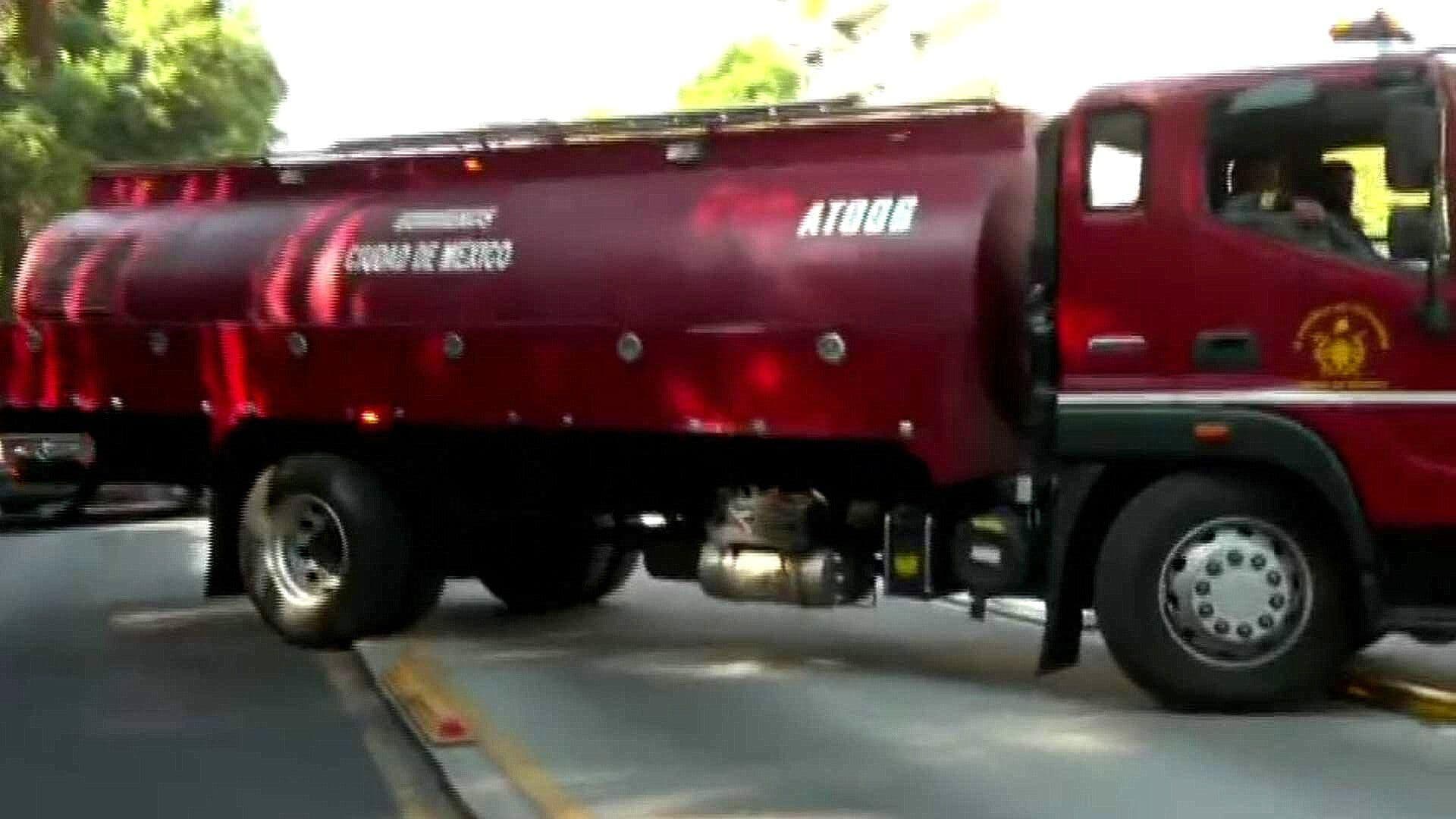 Bomberos Atienden Conato de Incendio en la Col. Letrán Valle, en BJ