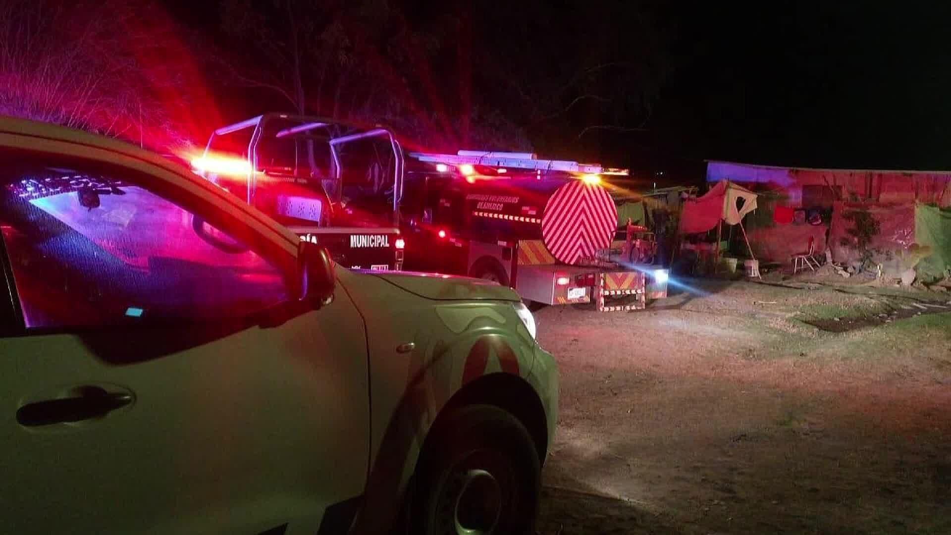 Intenso Incendio Consumió una Casa Habitación en el Barrio Cuarto en Amealco de Bonfil