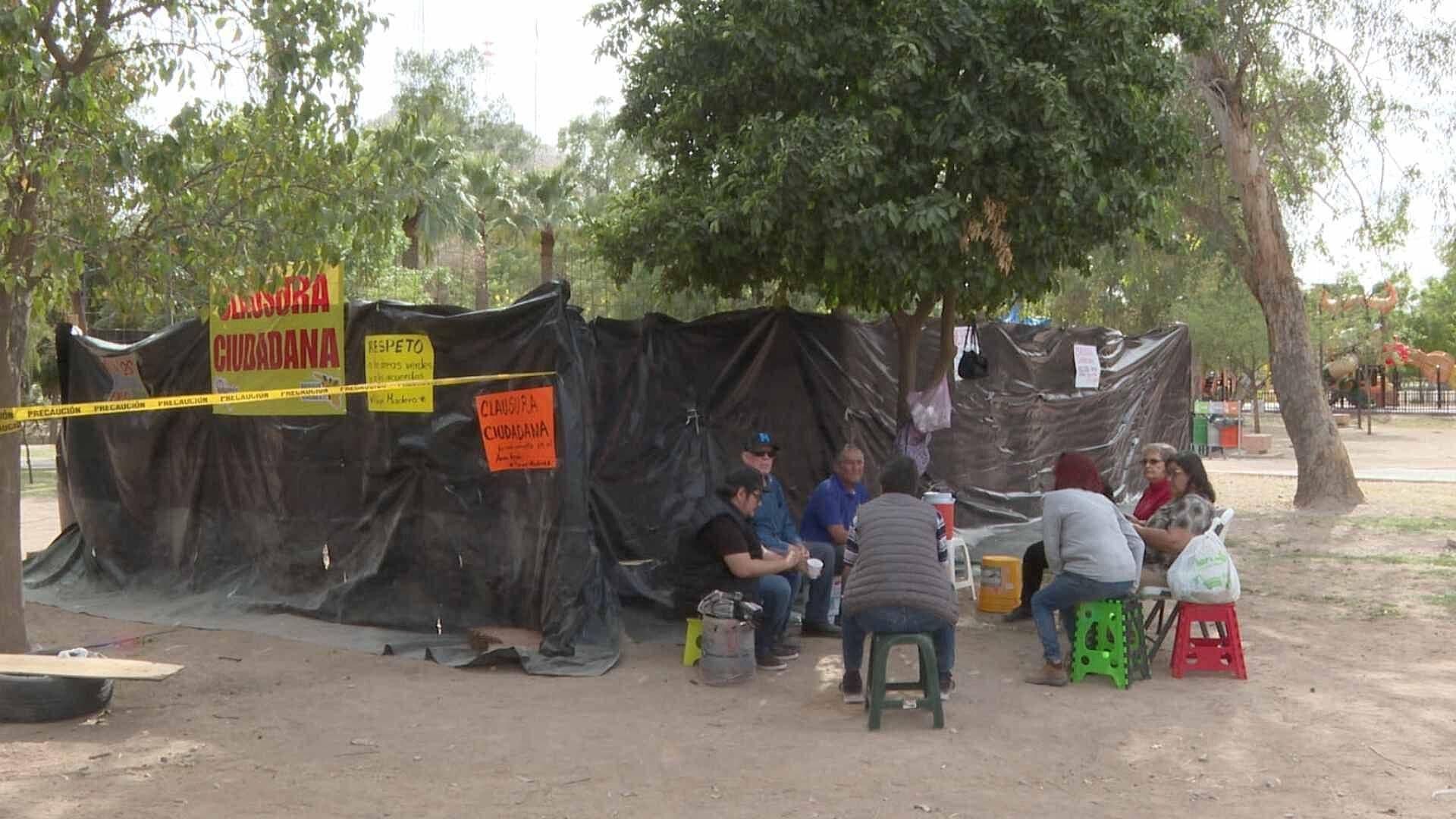 Ambientalistas Clausuran Parque I. Madero de Hermosillo al Oponerse a Constuir Área Comercial