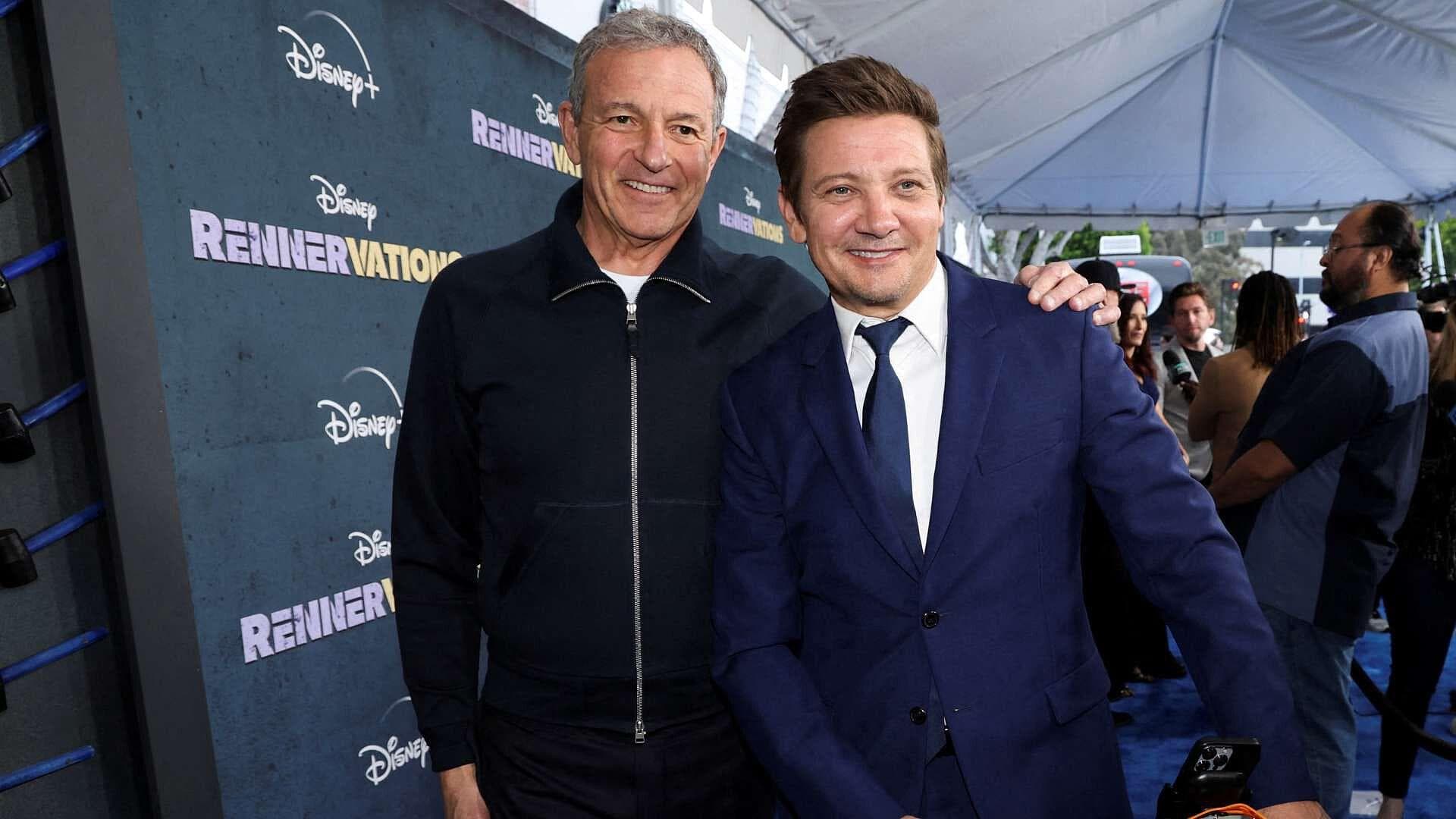 Jeremy Renner Vuelve a los Sets de Filmación Tras Accidente con Máquina Quitanieves