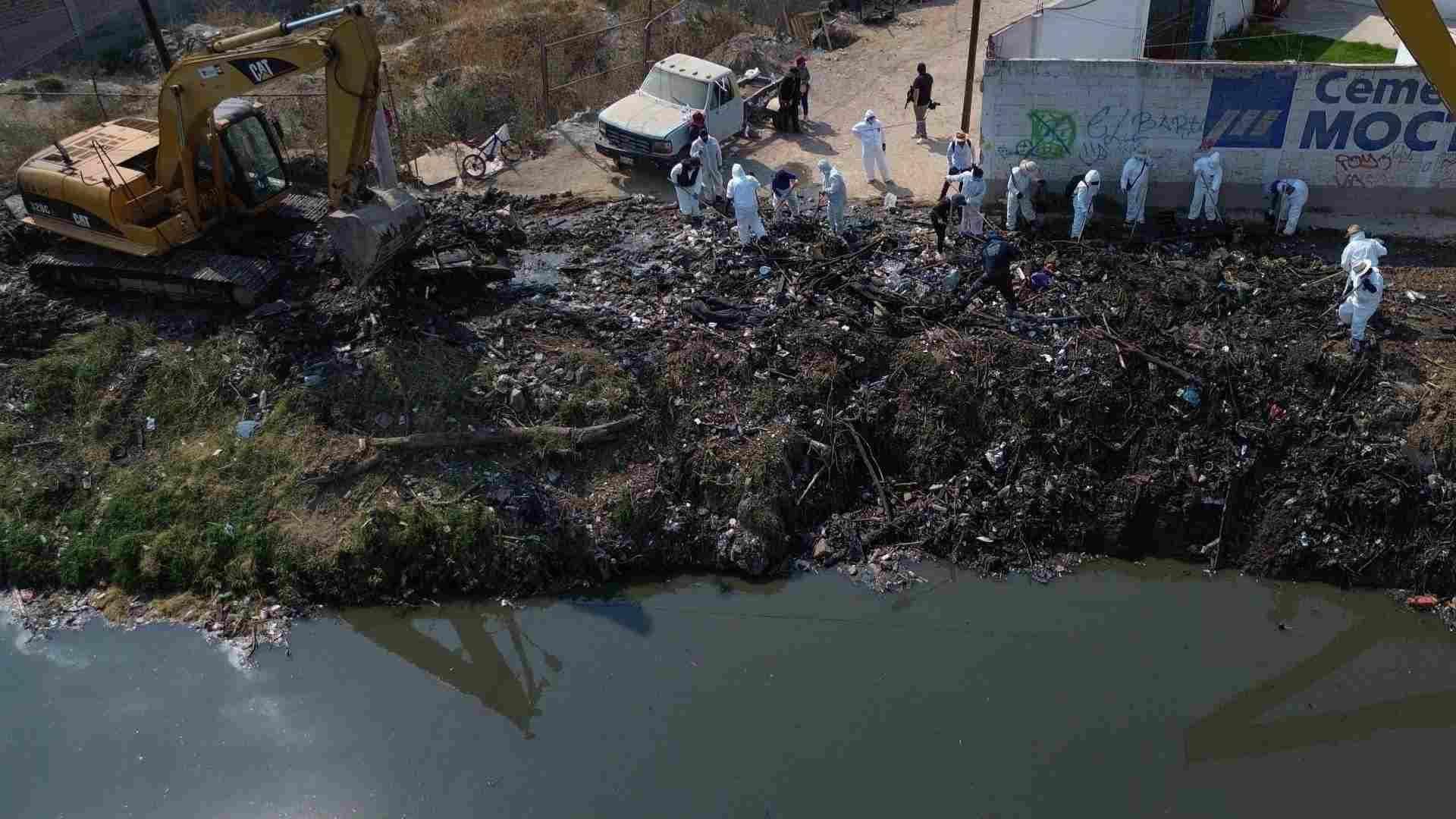 Madres Buscadoras Localizan Restos Humanos en Canal de Cartagena, en Ecatepec, Edomex