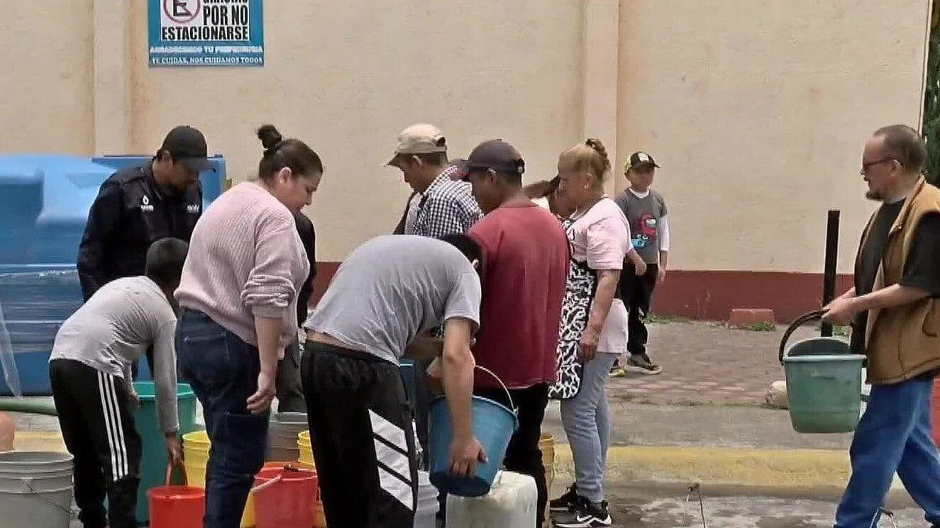 Habitantes de Fraccionamiento en Temoaya Padecen Falta de Agua