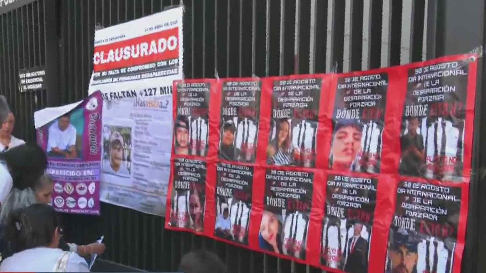 Madres Buscadoras Realizan Clausura Simbólica del Senado de la República por Desapariciones