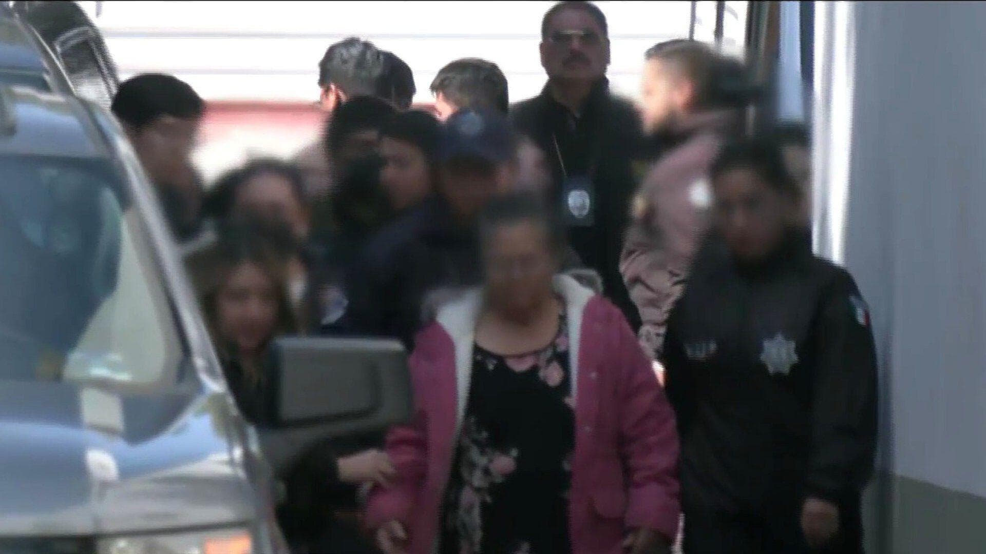 Uno de los Hijos de la "Abuelita Carlota" le Da Ánimos: Promete que Pedirá Prisión Domiciliaria