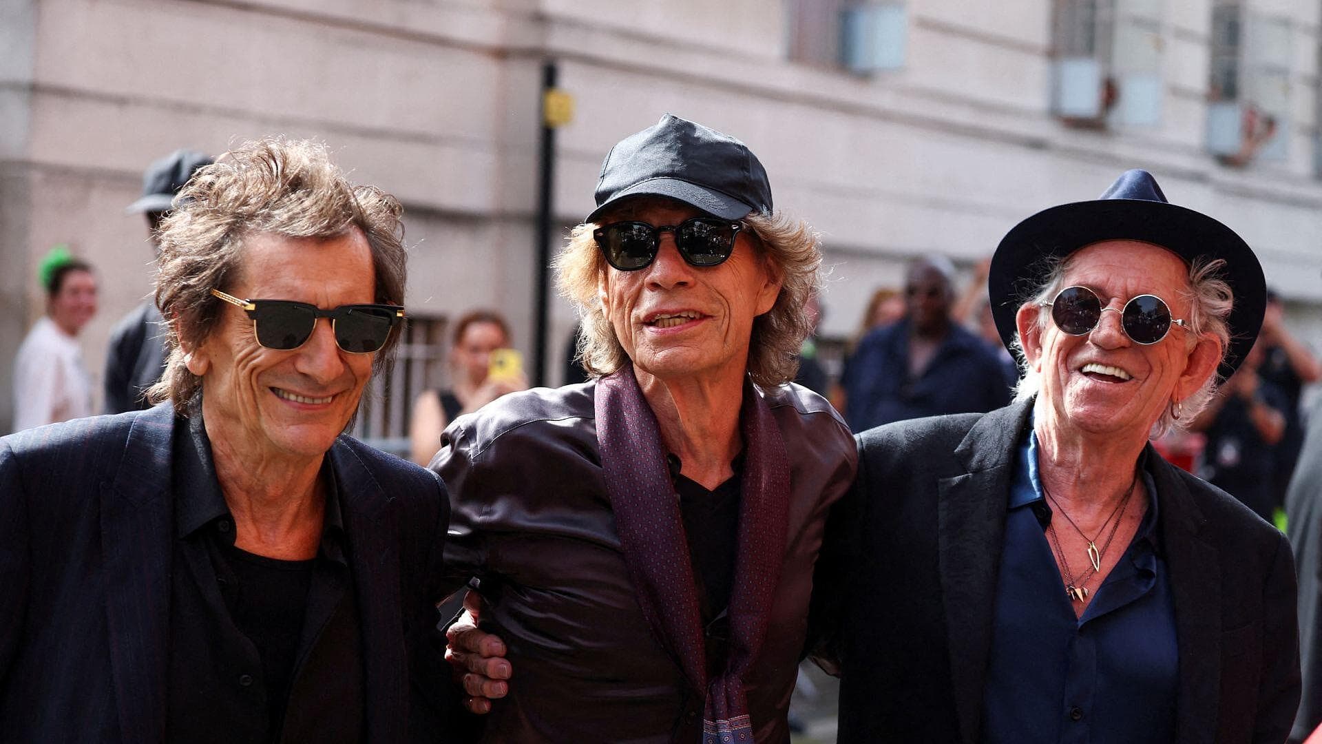 Despierta Cantando: Los Rolling Stones contra León Larregui