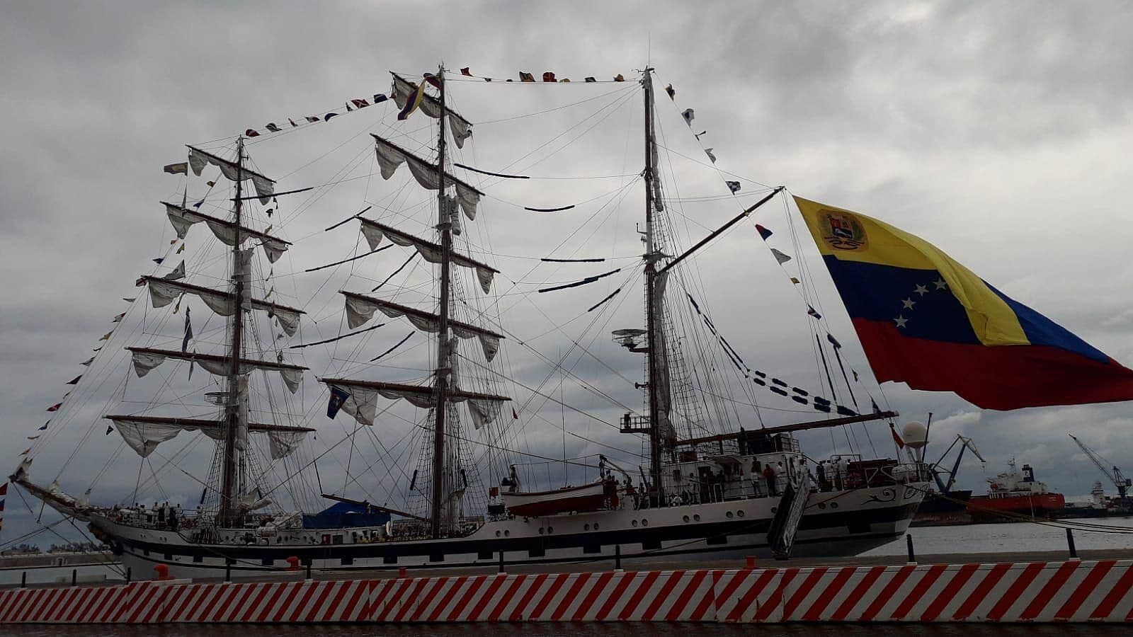 Llega a Veracruz el Buque Escuela Simón Bolívar Desde Venezuela