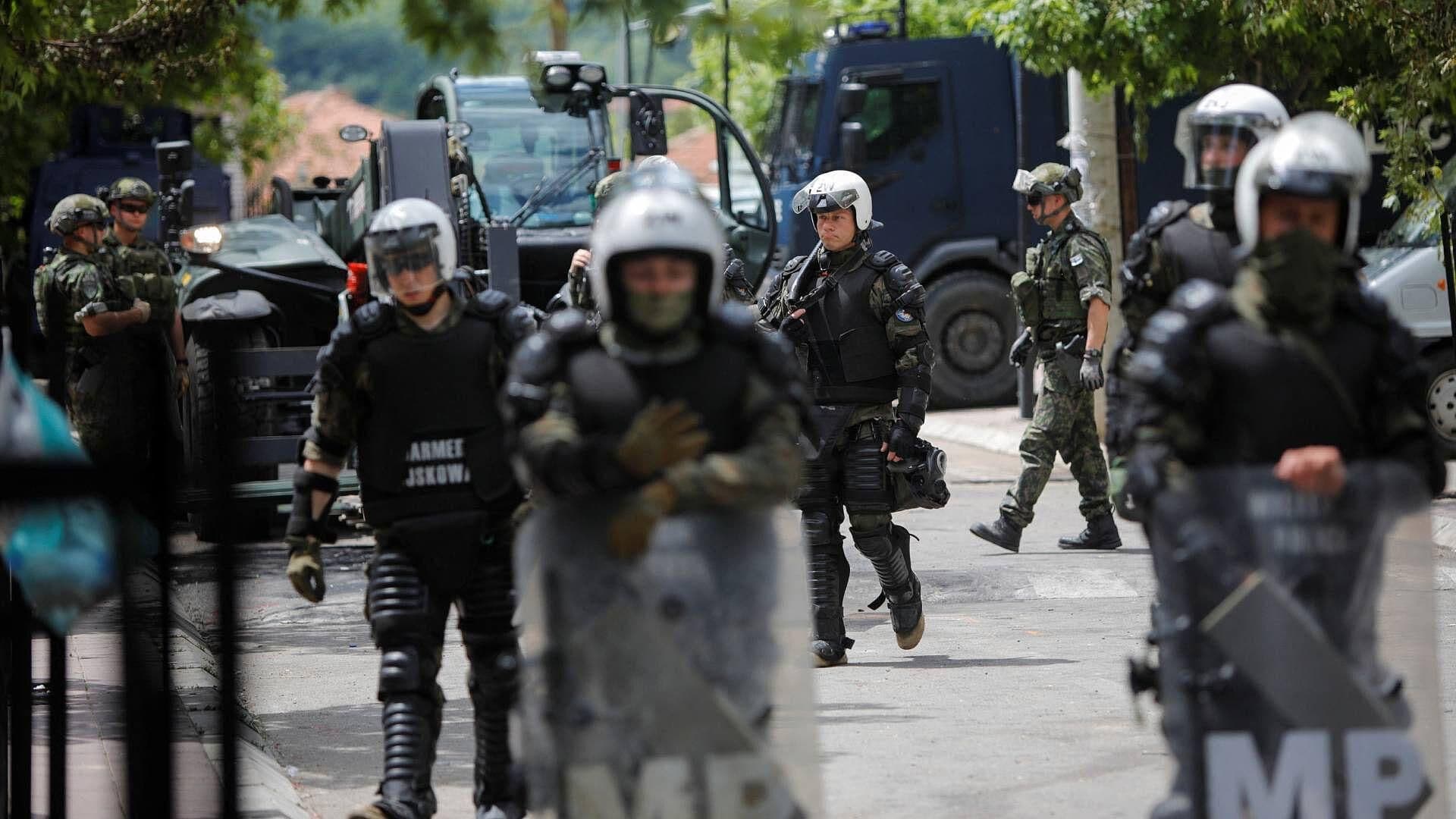 Unión Europea Pide Frenar Tensiones en Kosovo y Serbia