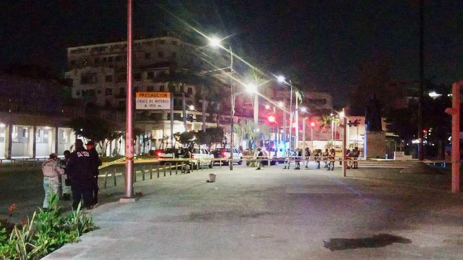 Abandonan Restos Humanos Dentro de una Hielera en Costera Miguel Alemán de Acapulco