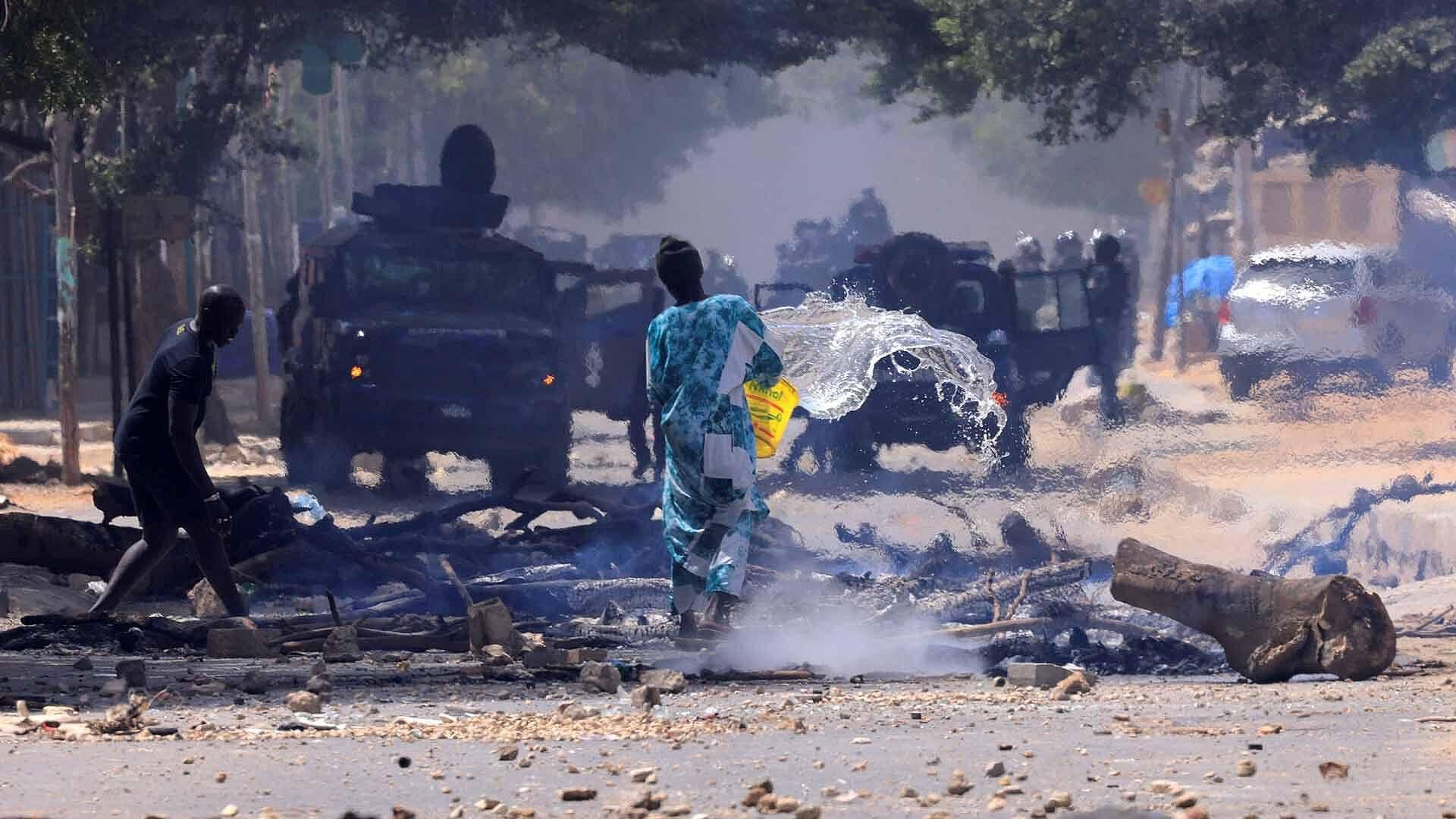 Protestas en Dakar, Senegal, Dejan 9 Muertos