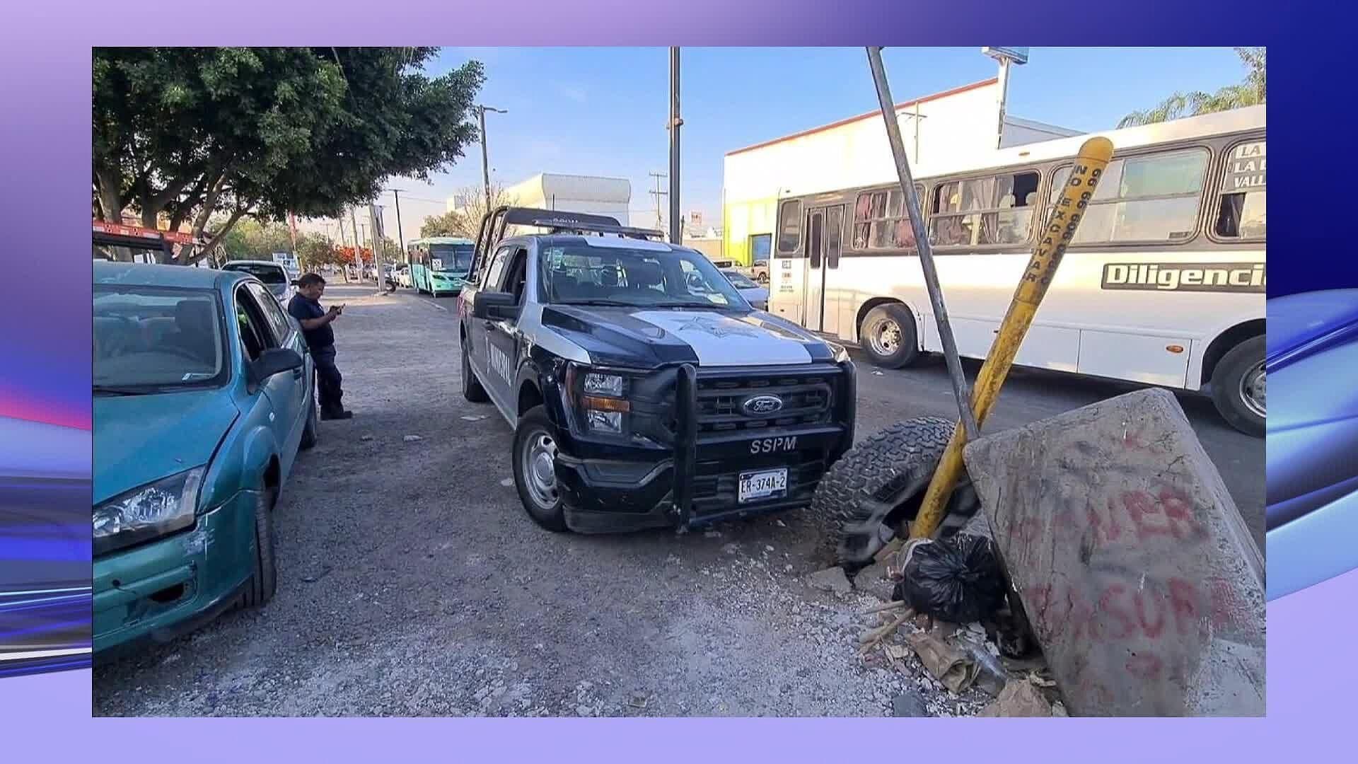 Mecánico Choca Patrulla con Auto Particular en SJR; Le Estaba Dando Mantenimiento