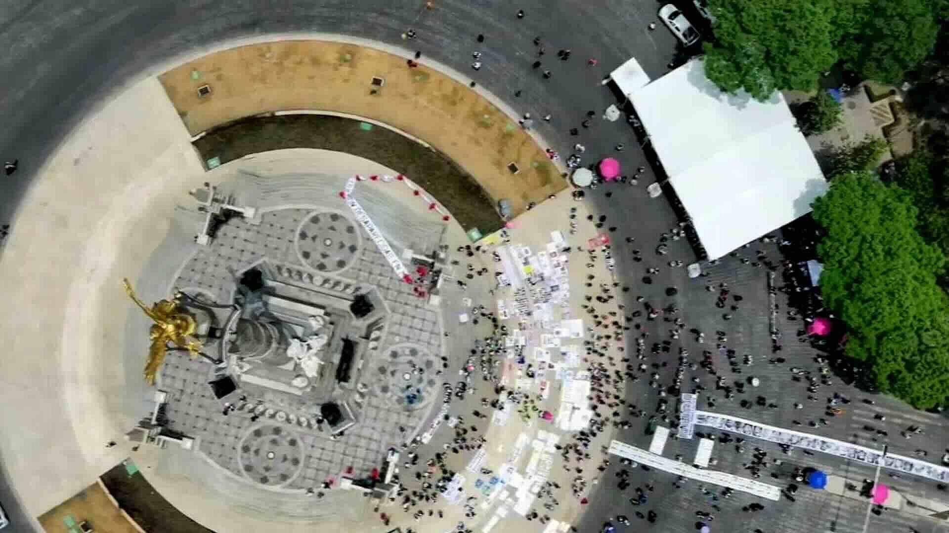 Así se Ve Desde el Aire la Concentración de Madres Buscadoras en el Ángel de la Independencia