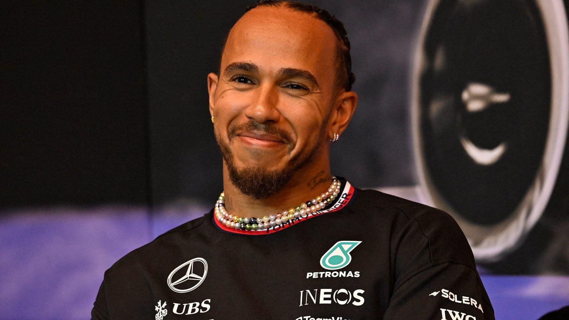 Lewis Hamilton 'Se Convierte' en Chofer de Camila Cabello