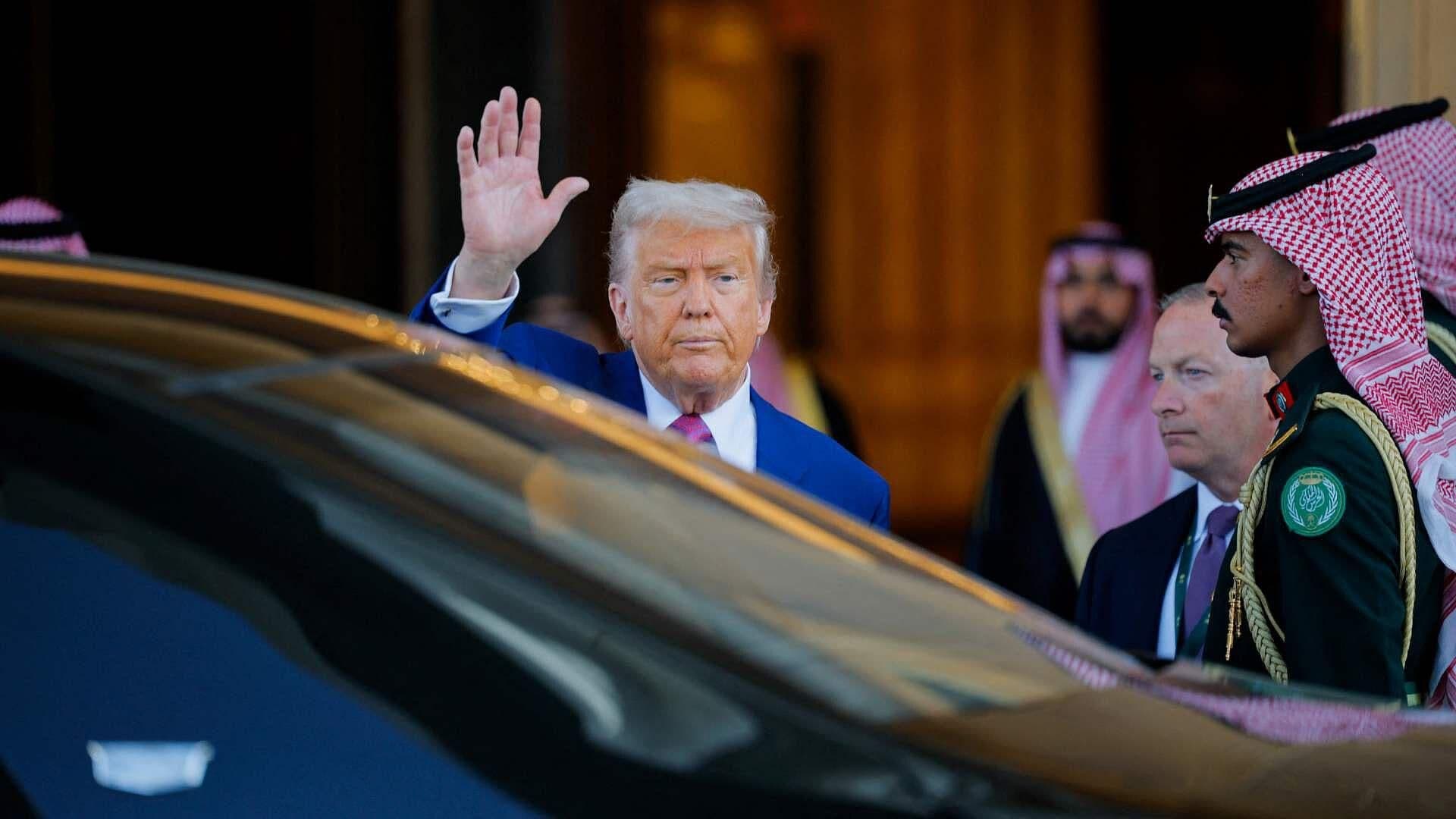 Trump Llega a Arabia Saudita durante Primera Gira en Medio Oriente