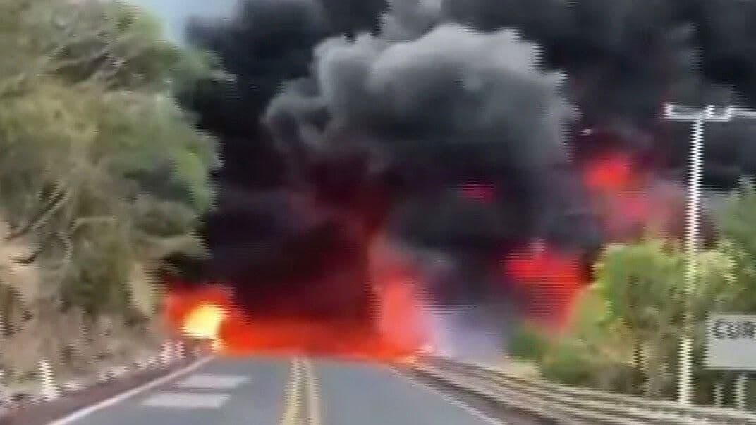 Explota Pipa en Carretera Rancho Viejo-Taxco