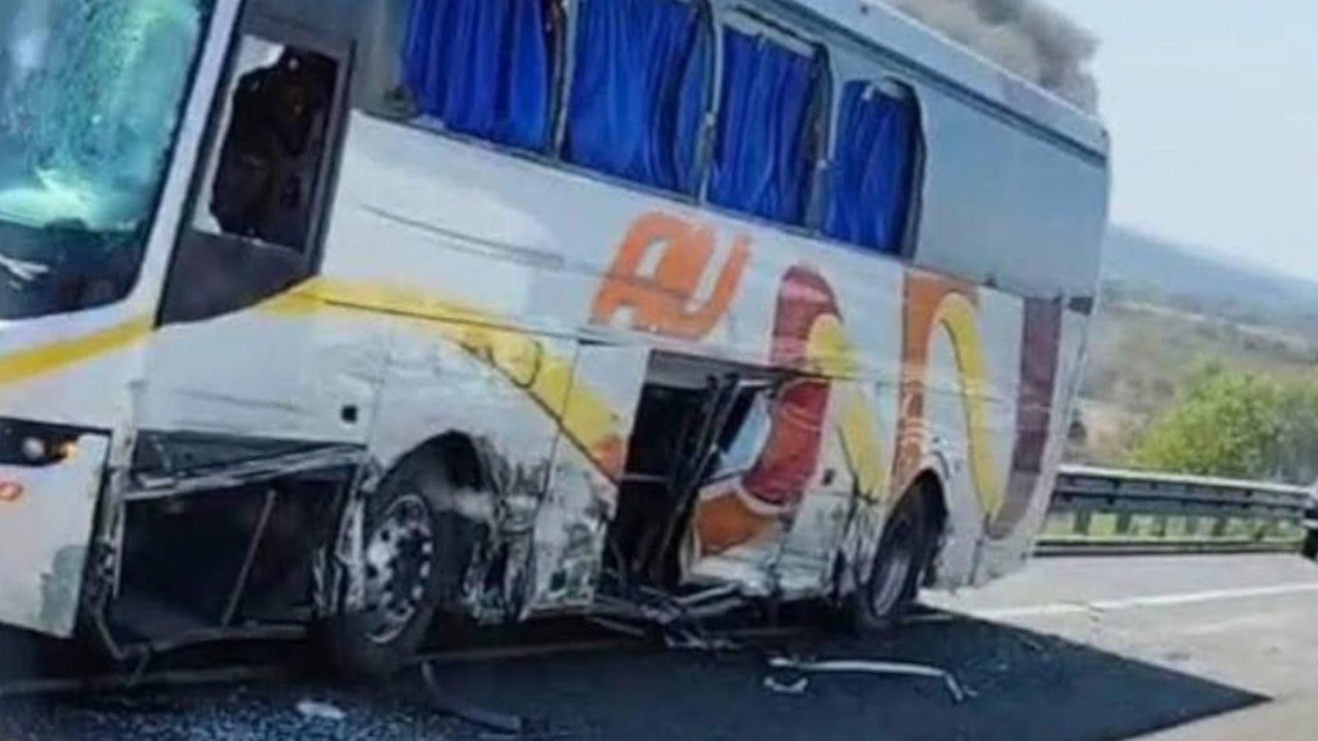 Fuerte Accidente Deja 21 Muertos en la Cuacnopalan-Oaxaca
