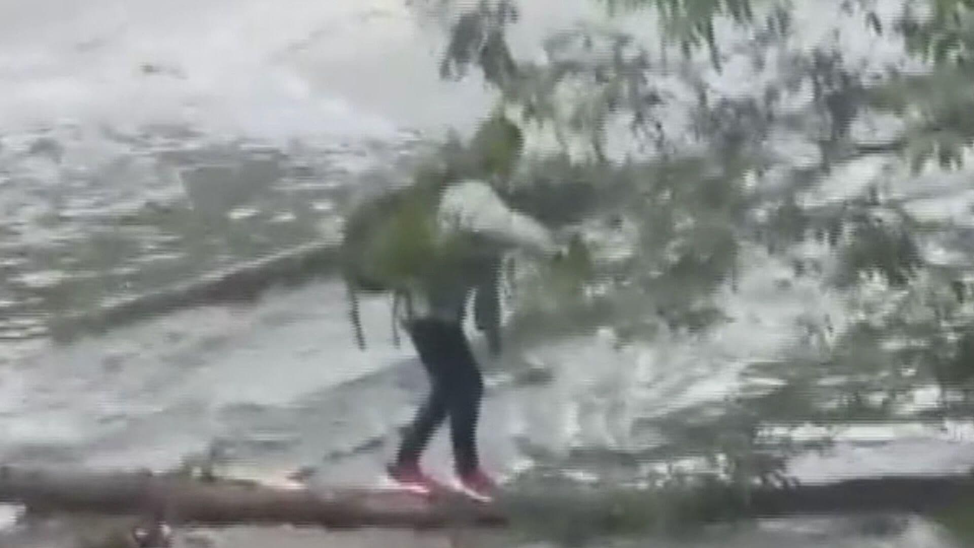 Rescatan a Hombre Atrapado en el Caudal del Río La Silla en Guadalupe, Nuevo León