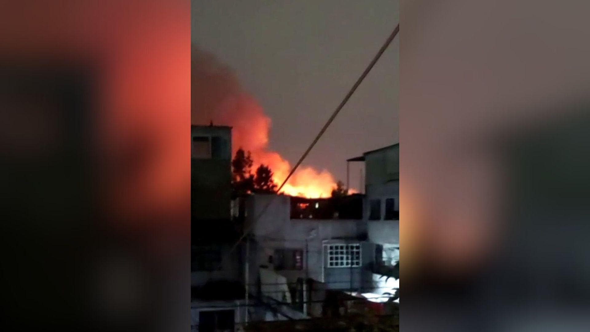 Incendio en Inmueble de Ciudad Lago Moviliza a Servicios de Emergencia