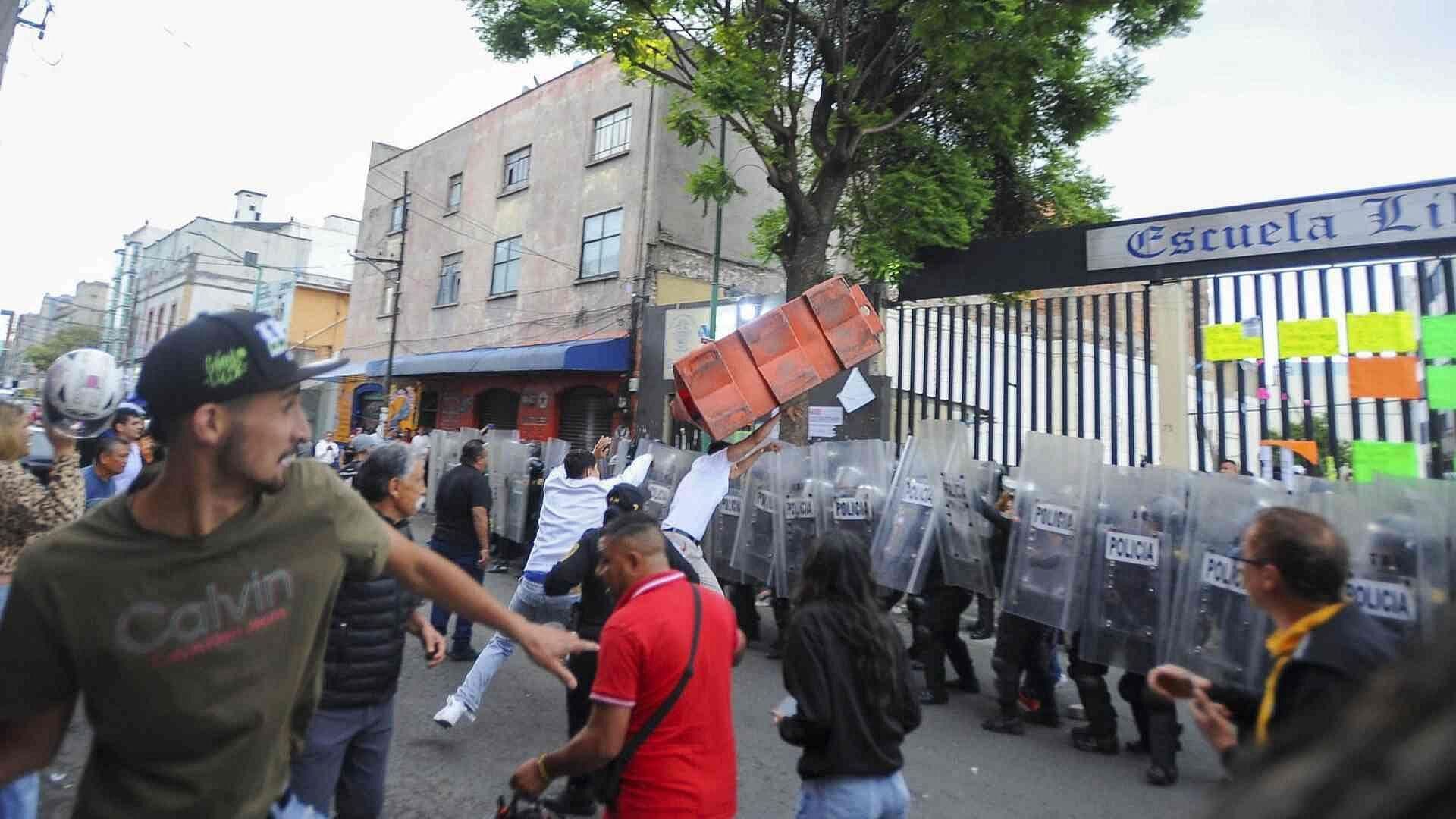 Alessandra Rojo de la Vega Pide No Poner Refugio Migrante en Peralvillo