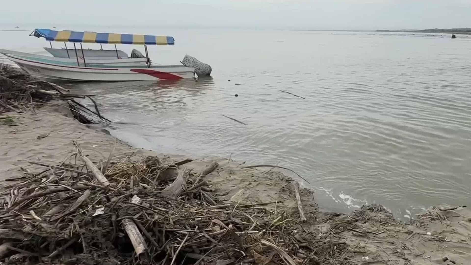 Crecida del Río Actopan Daña 100 Metros de Playa Chachalacas