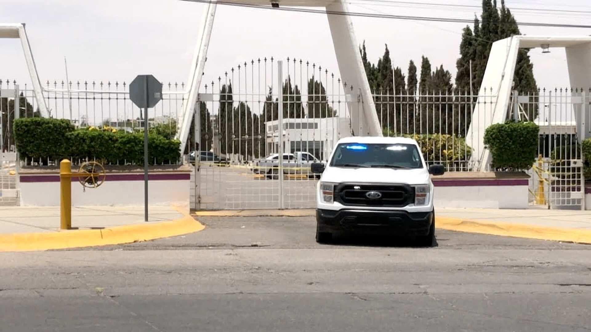 Catean Panteón en Chihuahua; Ministeriales Evacuan a Visitantes