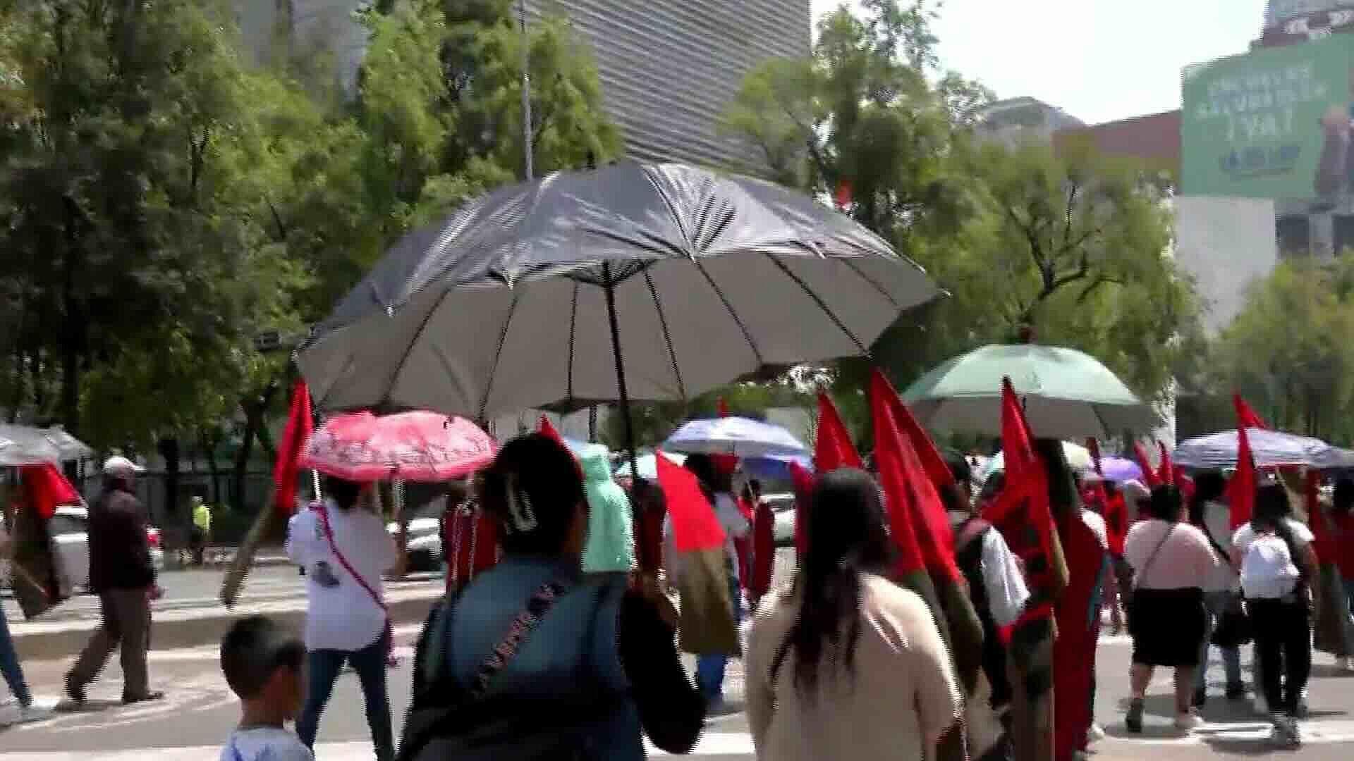 Protestan en Reforma Contra Desaparición Forzada; Marchan del Ángel al Zócalo