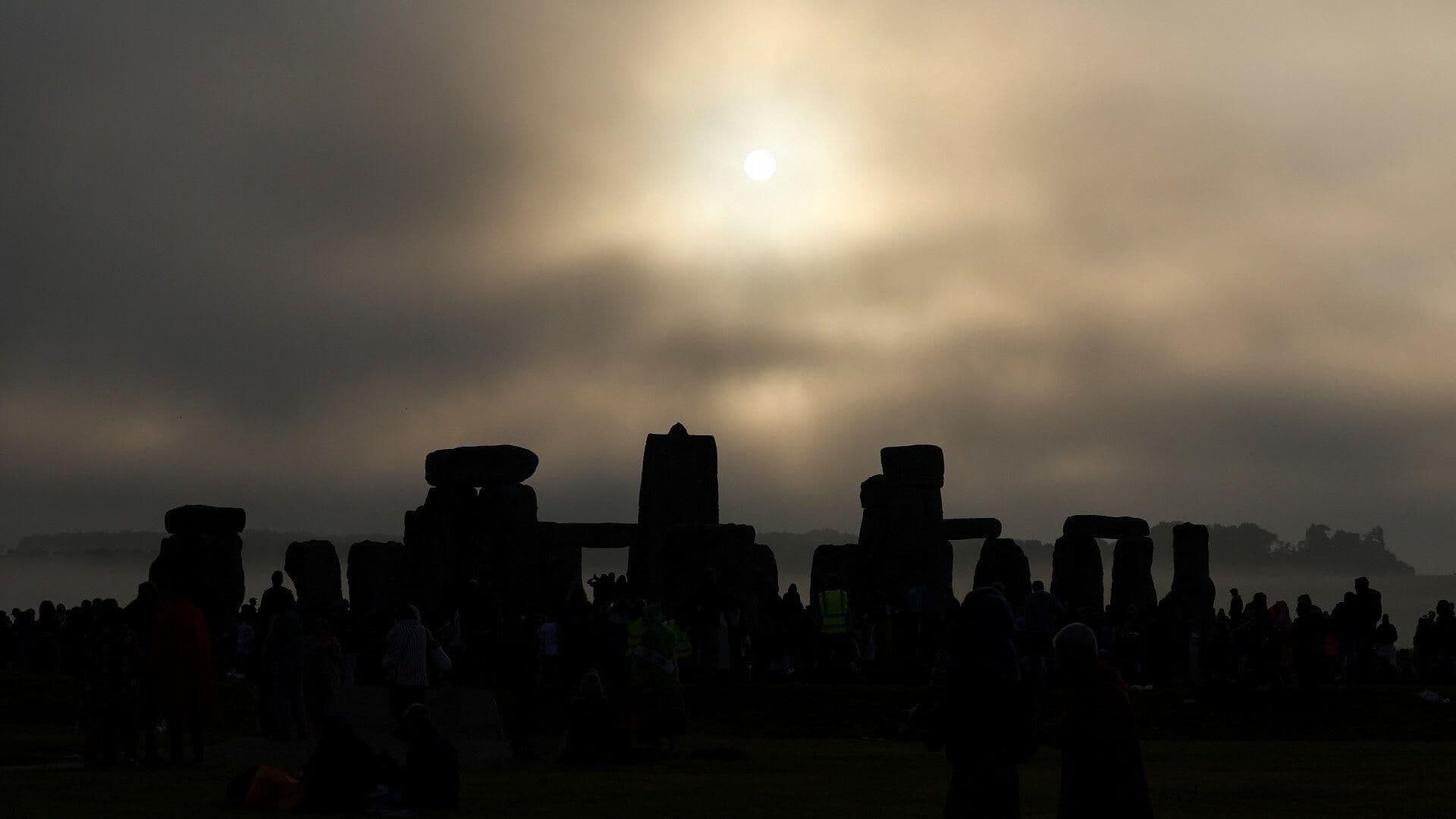 Celebran Solsticio de Verano en Stonehenge