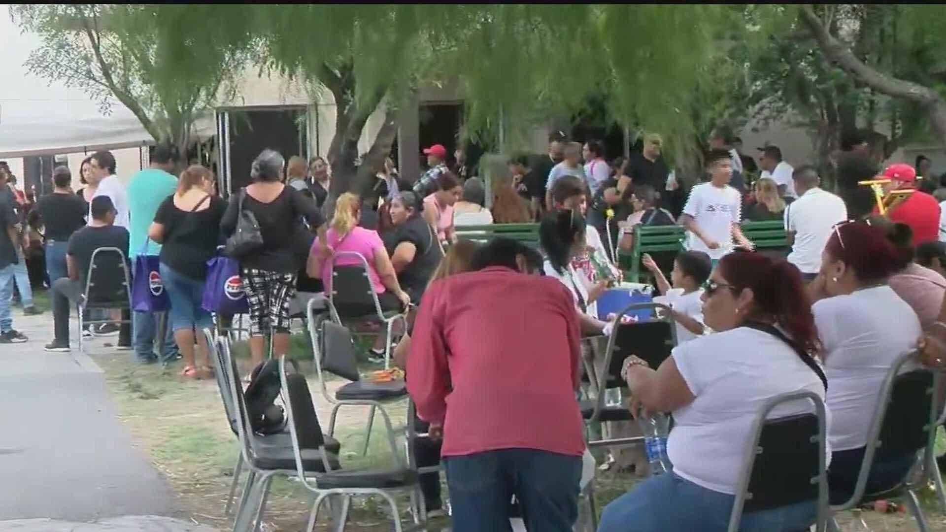 Comienza Funeral de 7 de las Víctimas del Accidente en Hualahuises, Nuevo León