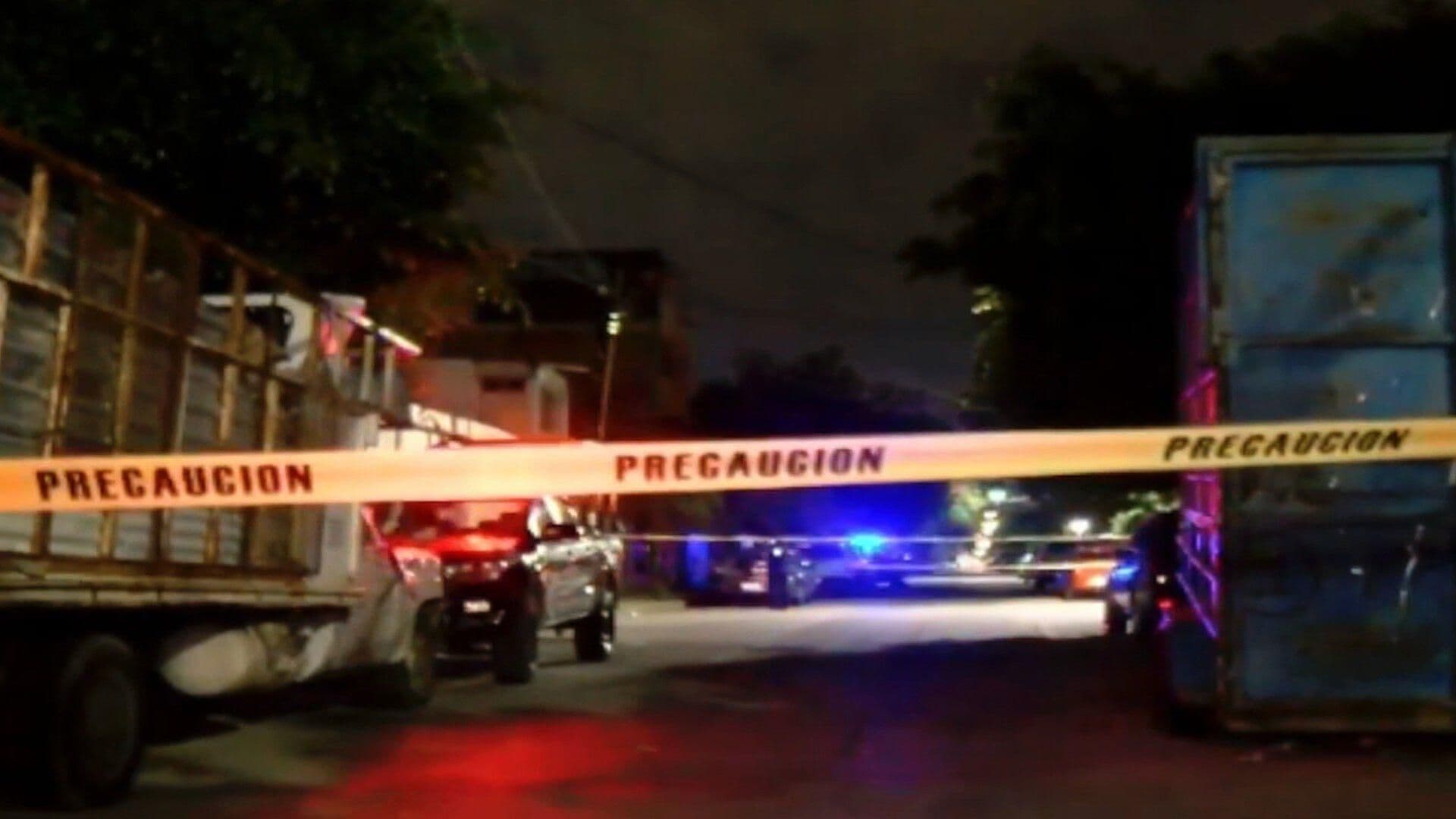 Dos hombres son Atacados a Balazos Cuando Platicaban en Santa Rosa de Lima en León; Uno Fallece