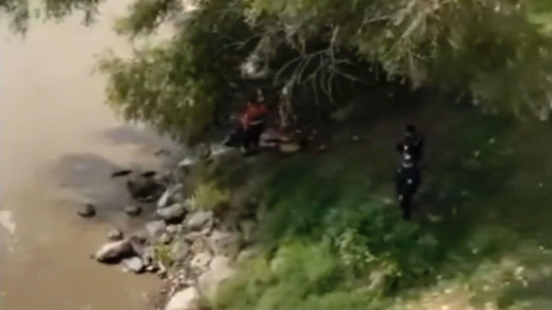 Dos Pequeños Caen al Río Lerma en Salamanca, por Andar Jugando; Salvan a Uno y Buscan al Otro