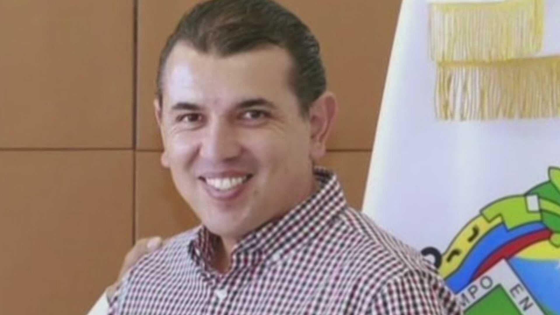Detienen a Rafael Lara Martínez, Alcalde de Huehuetla, con 2 Millones y Medio de Pesos