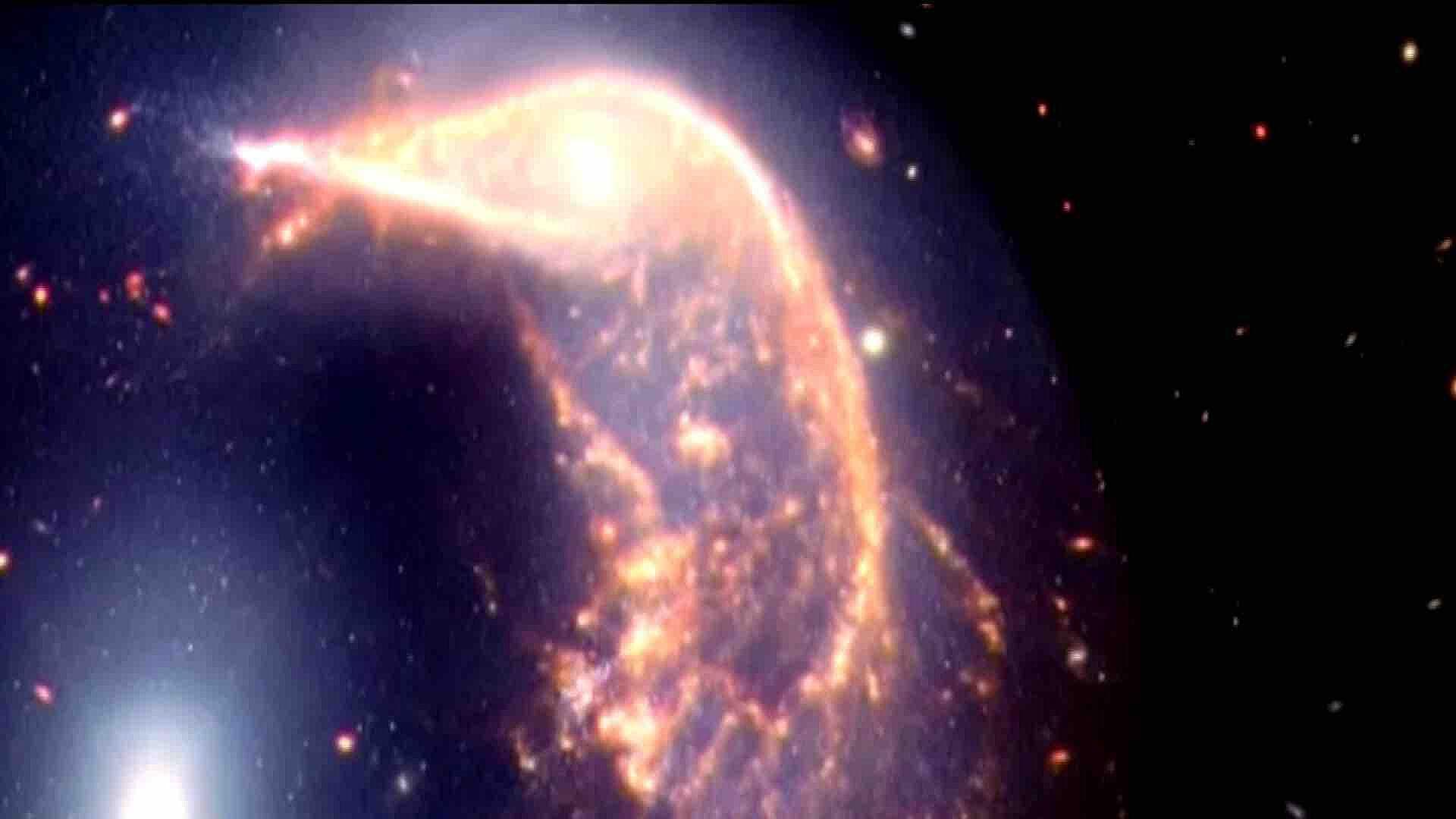 NASA Difunde Imagen del "El Pingüino" y "El Huevo", Galaxias Entrelazadas
