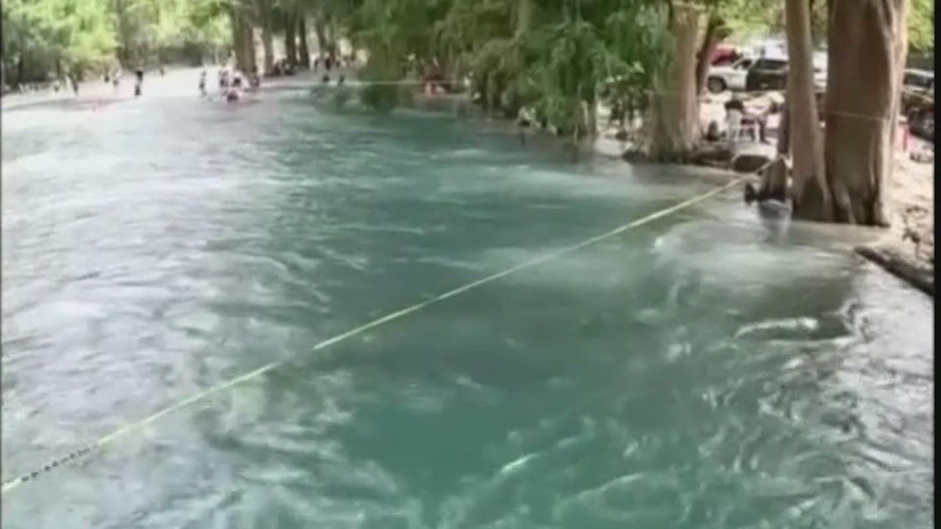 Advierten por Remolinos en Río Ramos en Allende, NL