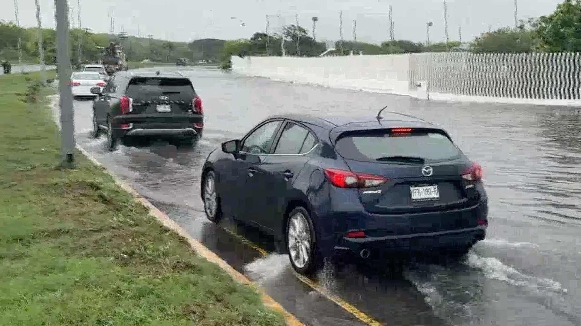 Lluvias Causan Inundaciones y Apagones en la Riviera Veracruzana, en Alvarado, Veracruz