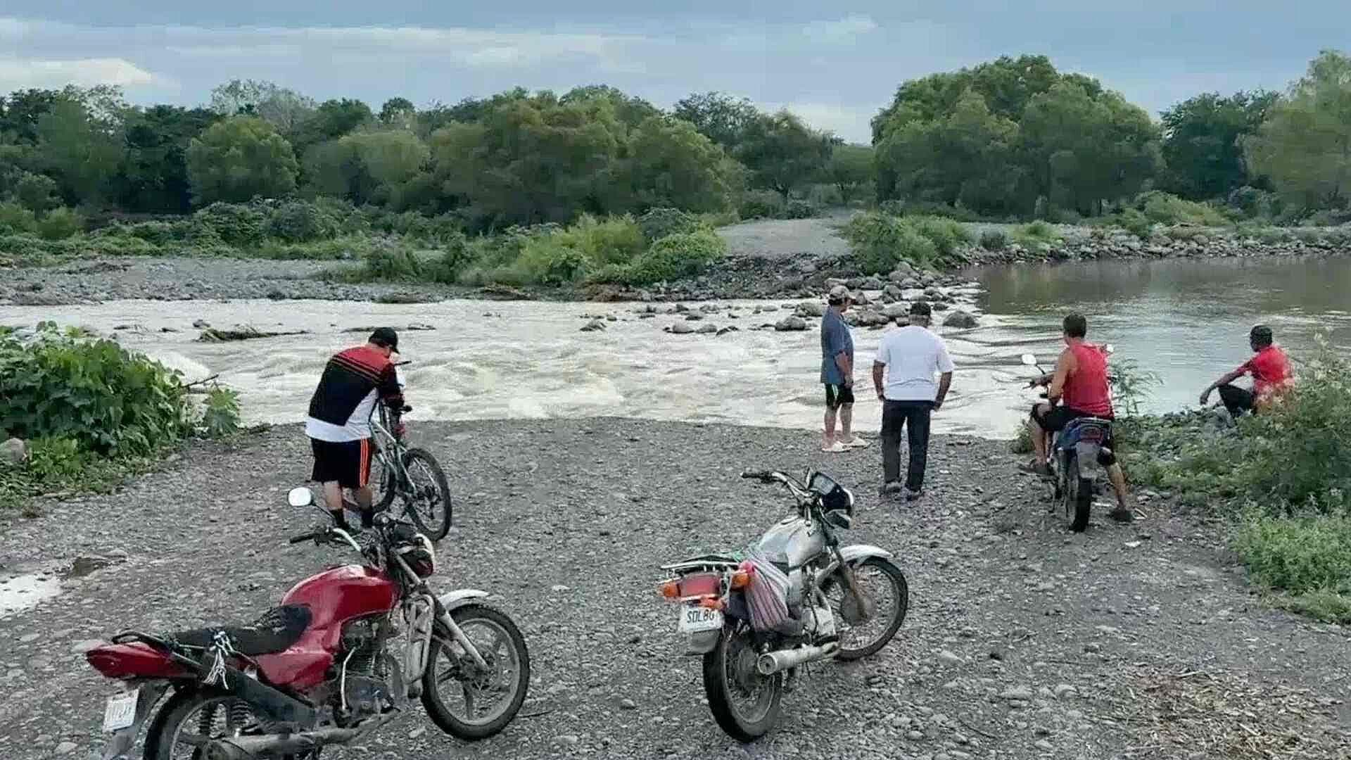 Río Actopan Deslavó Carretera e Incomunicó Comunidades en Zempoala