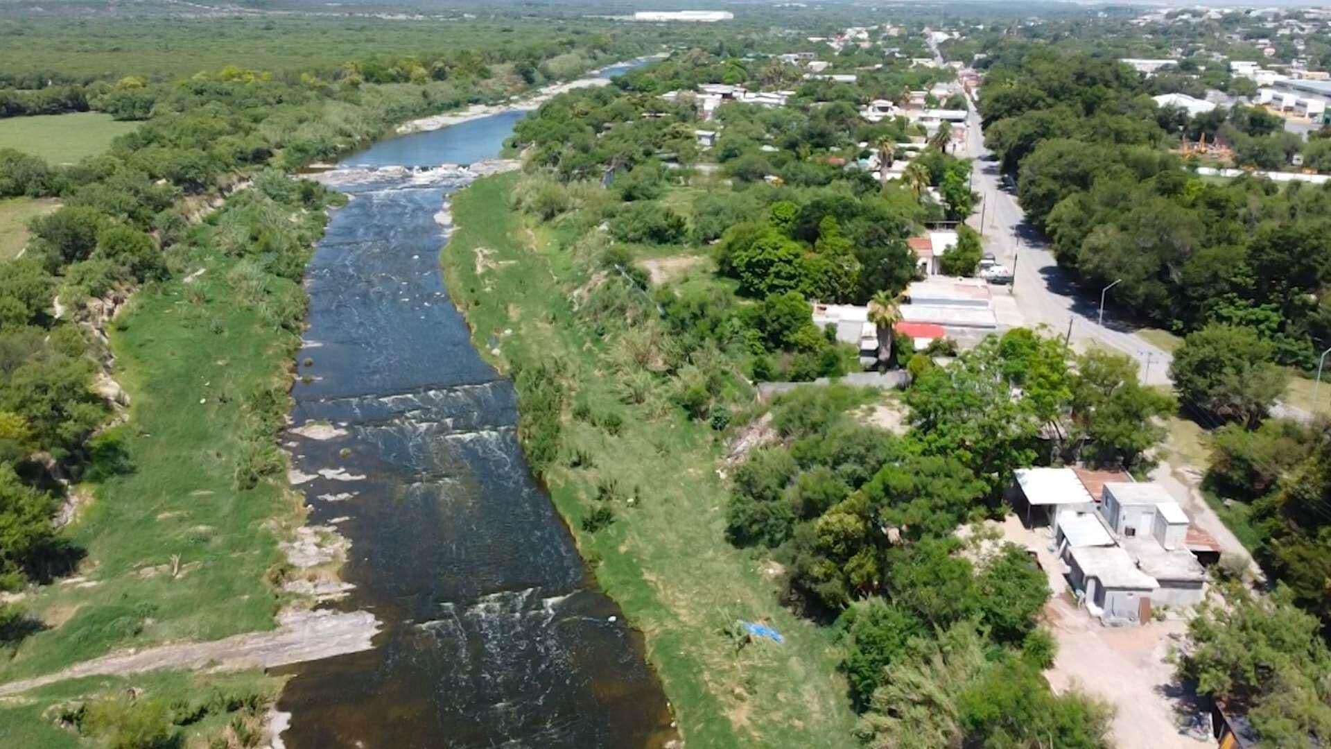 Río Pesquería es Contaminado con Desechos y Basura