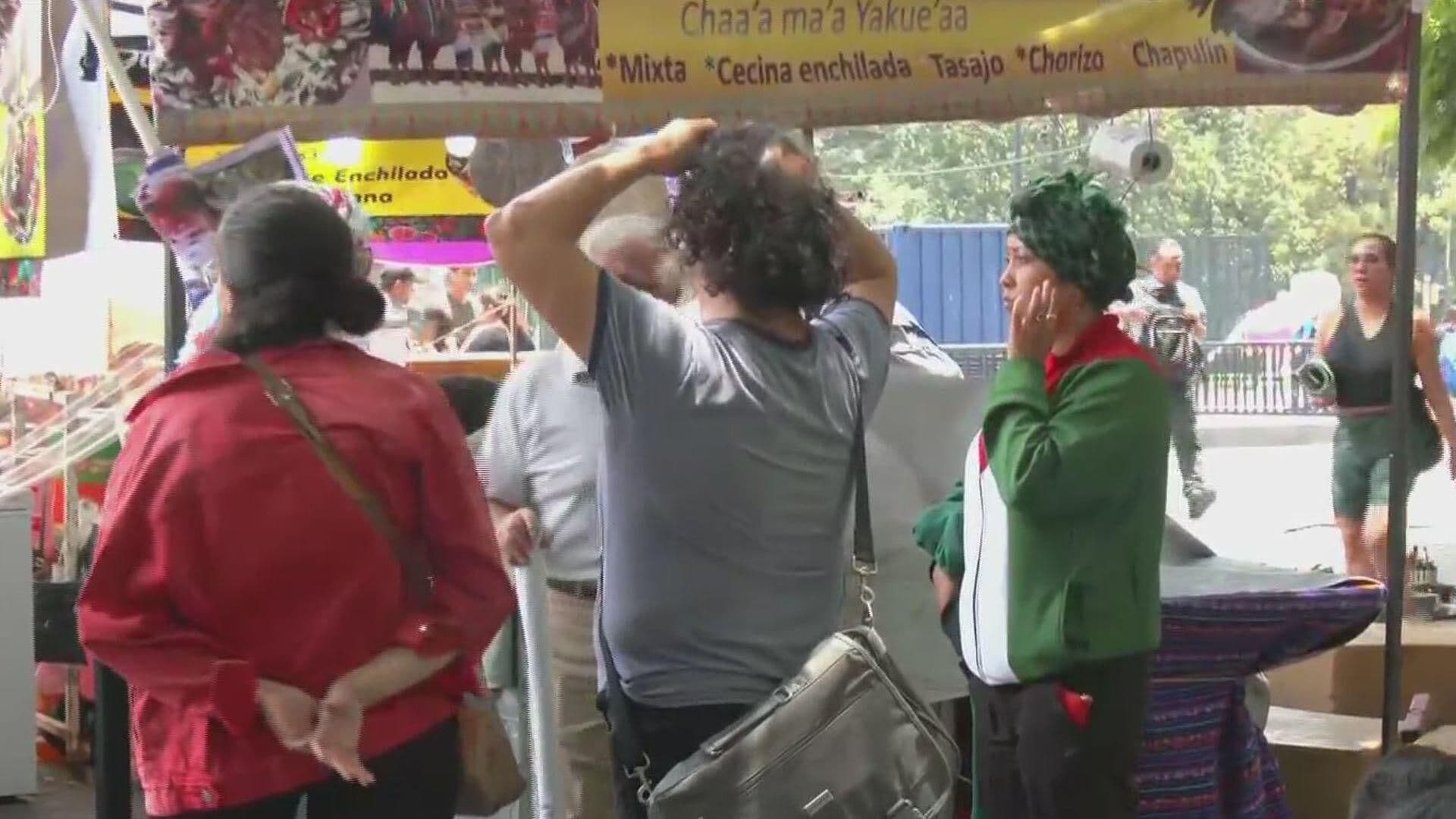 Manifestantes Propalestinos Se Concentran en la Estela de la Luz, en CDMX