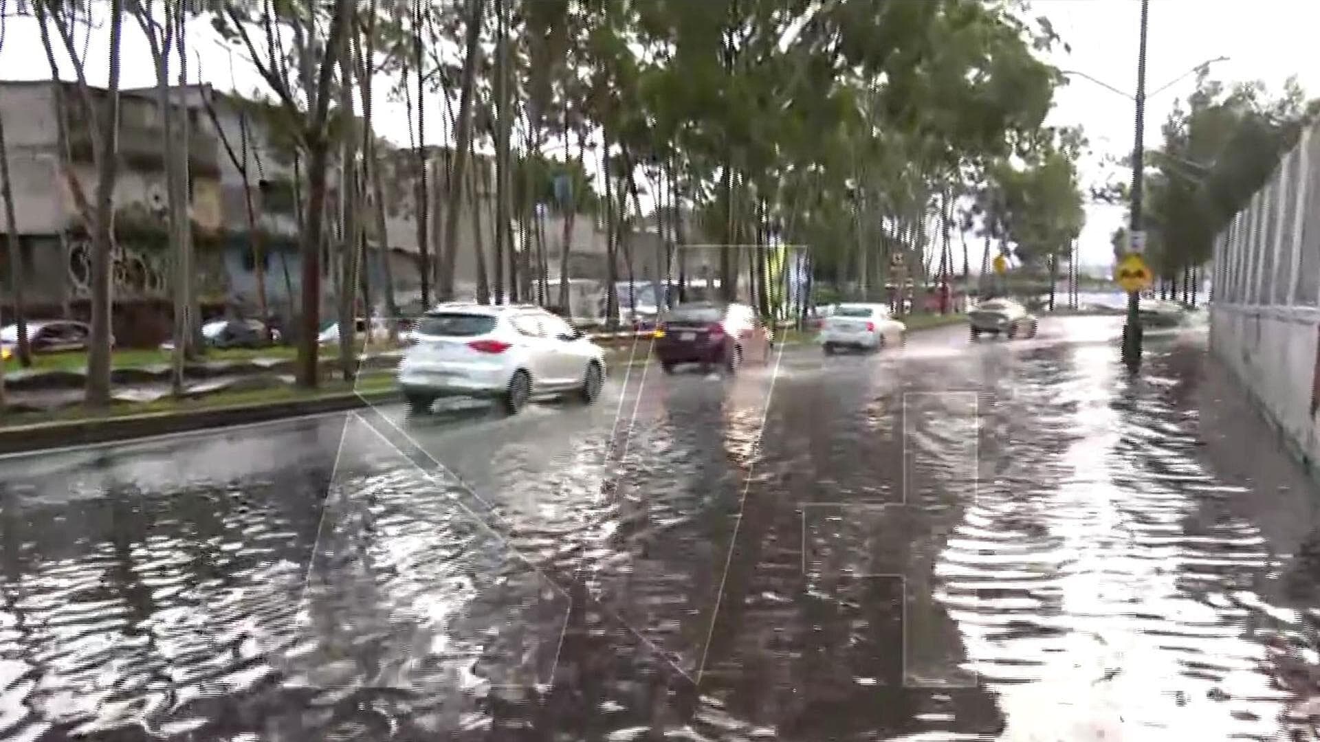 Reportan Severa Inundación en Inmediaciones de Bordo de Xochiaca en la Venustiano Carranza
