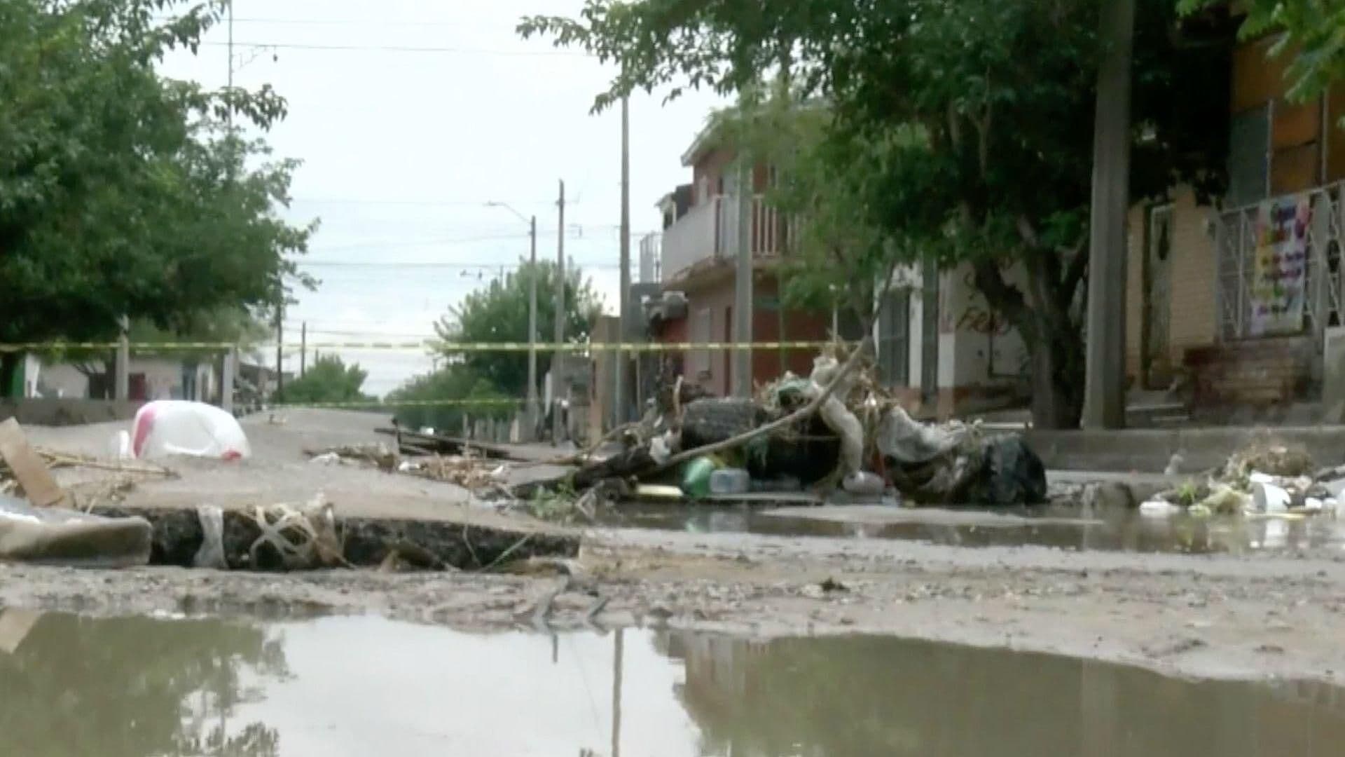 Se Levanta Pavimento en Colonia Niños Héroes Tras Lluvias en Ciudad Juárez